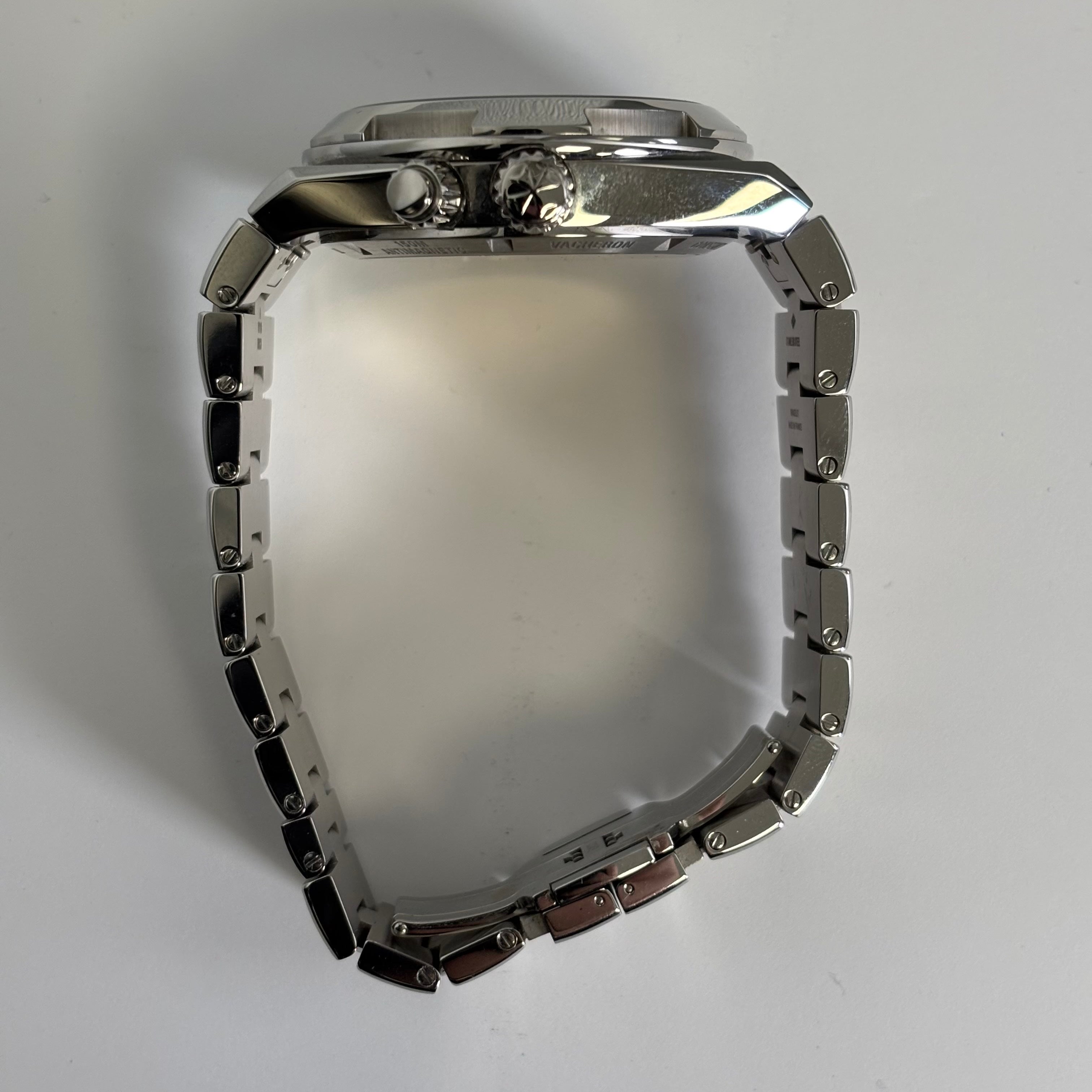 Vacheron Constantin Overseas 42.5mm Blue Dial Watch Ref# 7900V/110A-B334 - Happy Jewelers Fine Jewelry Lifetime Warranty