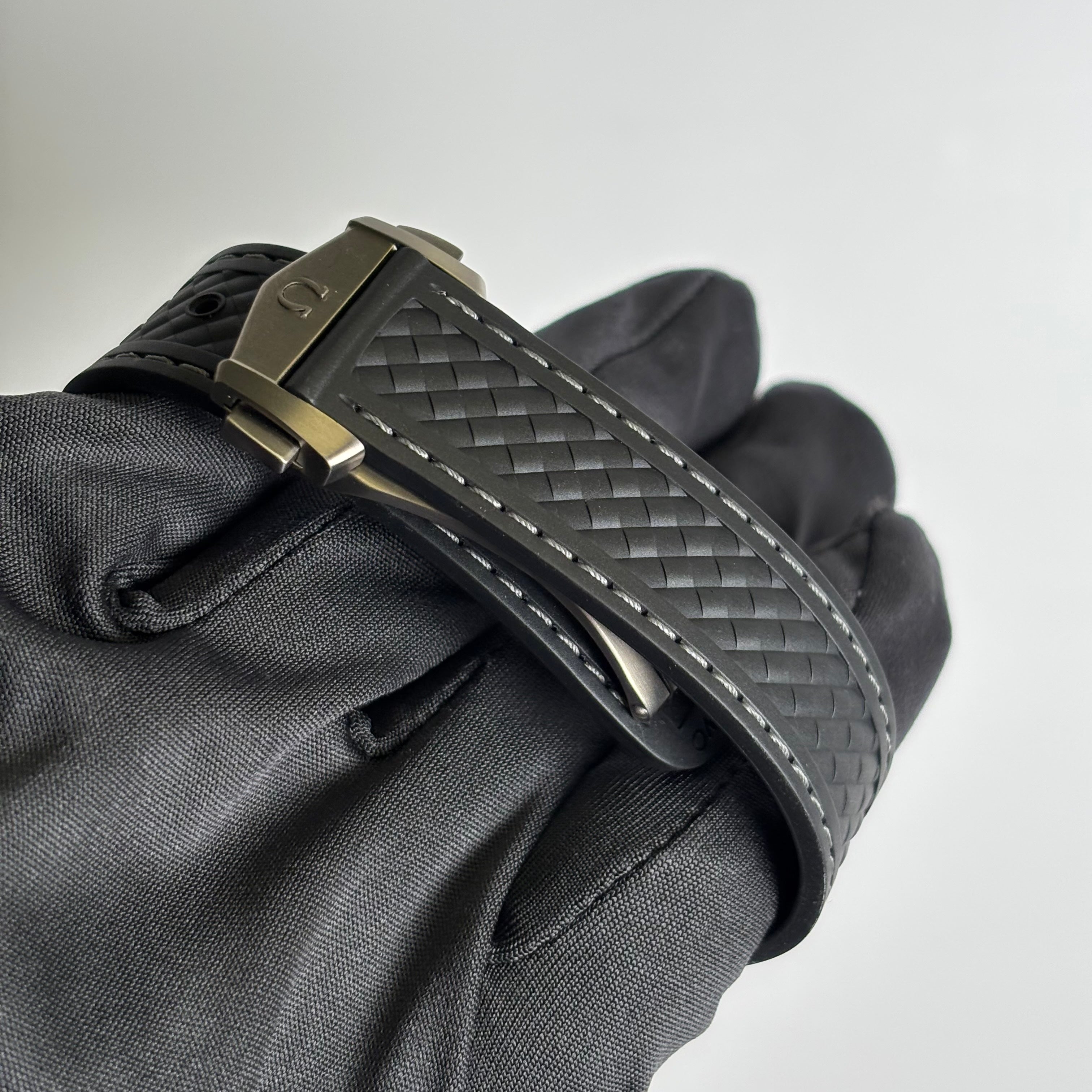 Omega Aqua Terra 43mm Grey Dial Watch Ref# 220.92.43.22.99.001 - Happy Jewelers Fine Jewelry Lifetime Warranty