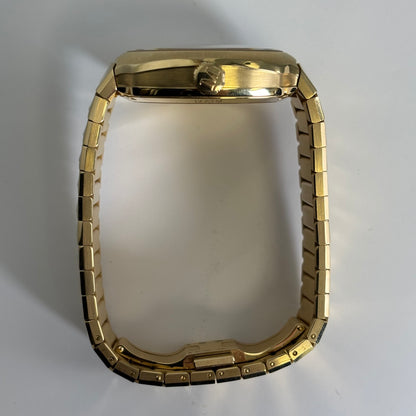 H. Moser & Cie Streamliner 40mm Champagne Dial Watch Ref# 6804-0700 - Happy Jewelers Fine Jewelry Lifetime Warranty