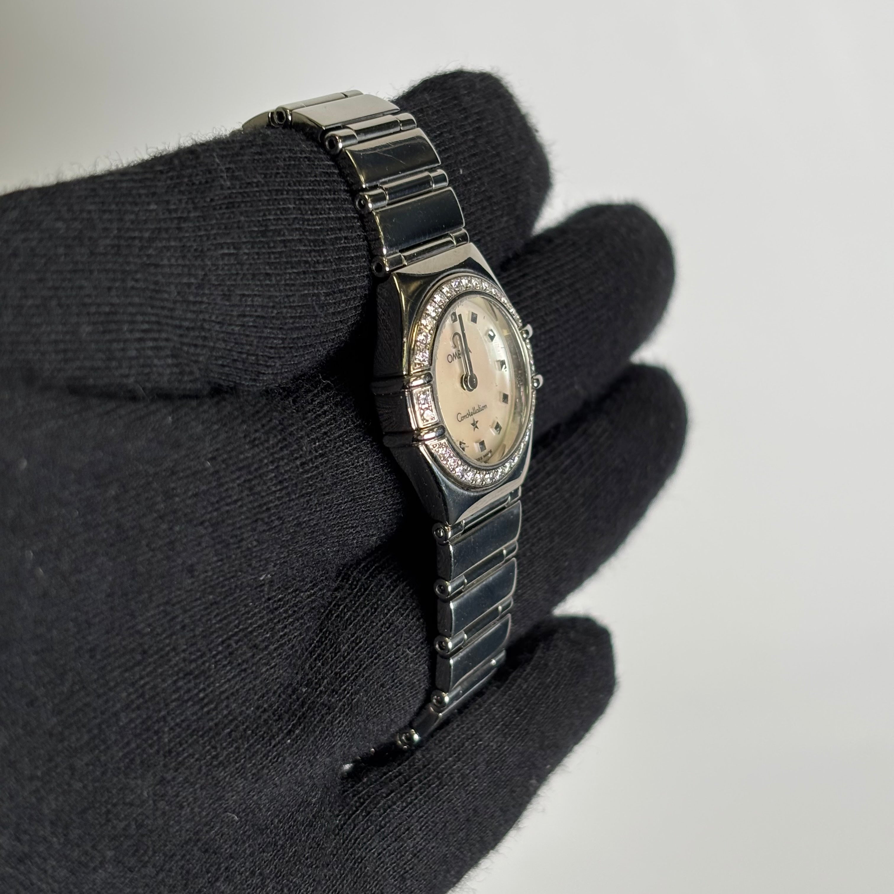 Omega Constellation 23mm MOP Dial Watch - Happy Jewelers Fine Jewelry Lifetime Warranty