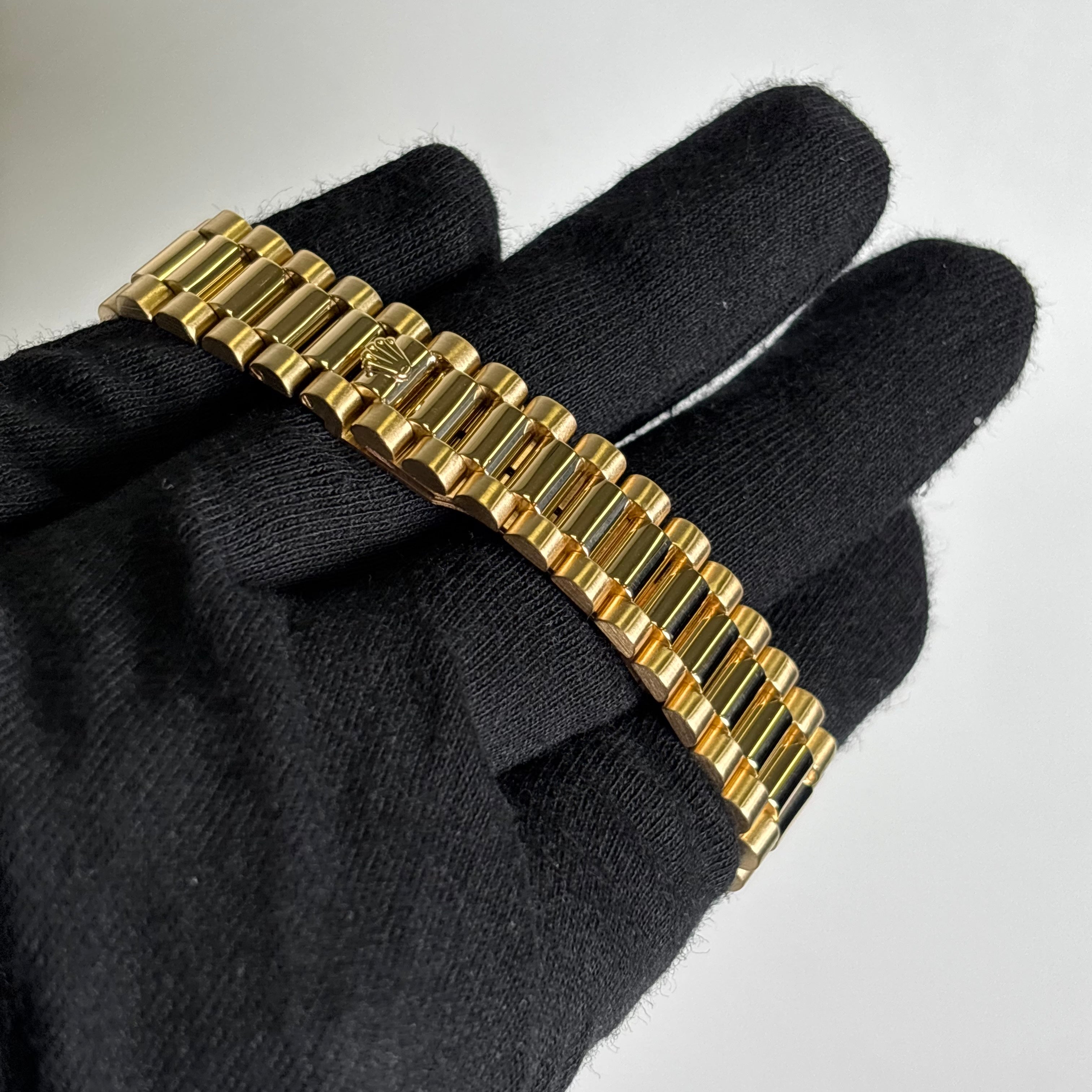 Rolex Datejust 31mm Champagne Dial Watch Ref# 68278 - Happy Jewelers Fine Jewelry Lifetime Warranty