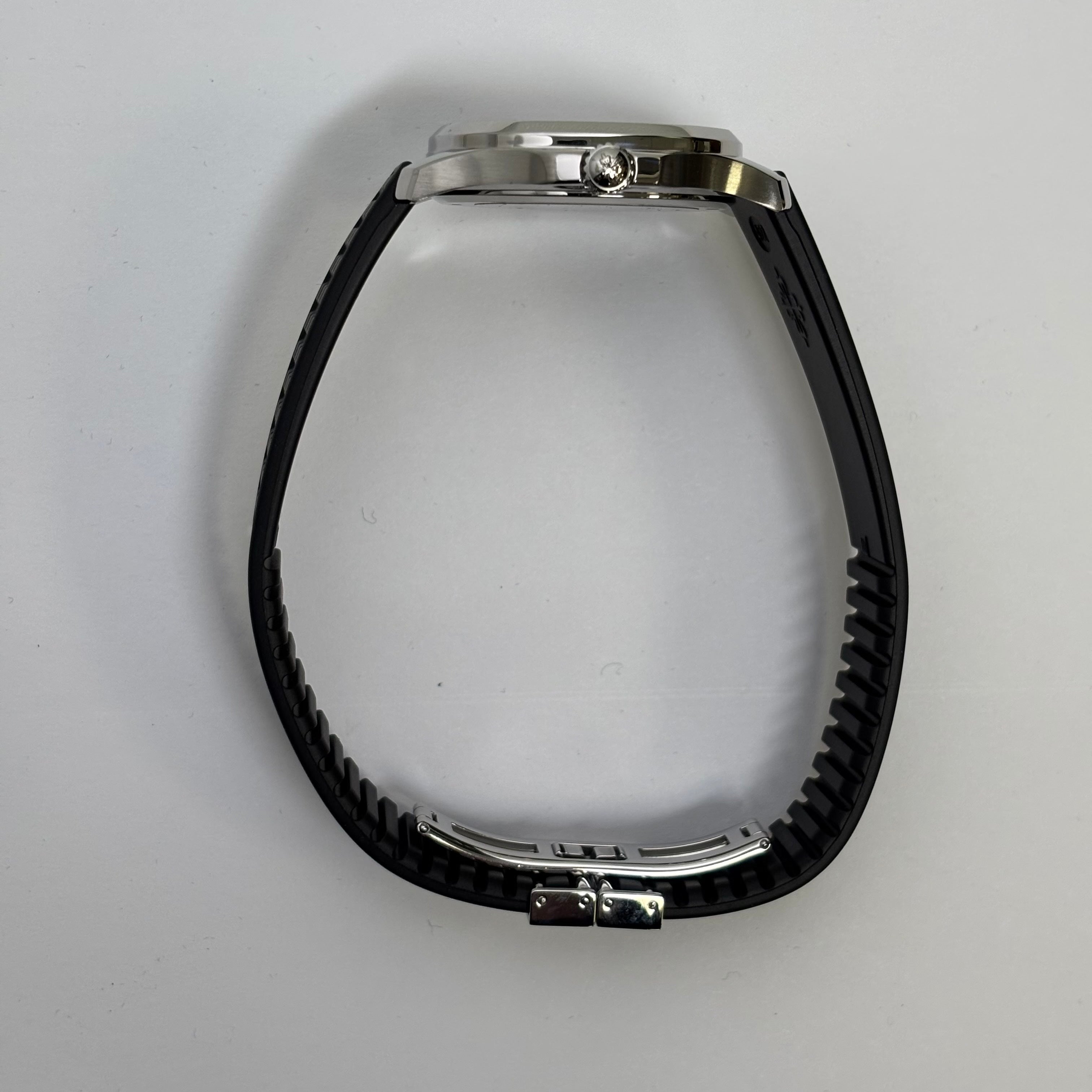 Patek Philippe Aquanaut 35mm Black Dial Ref# 5060A-001 - Happy Jewelers Fine Jewelry Lifetime Warranty