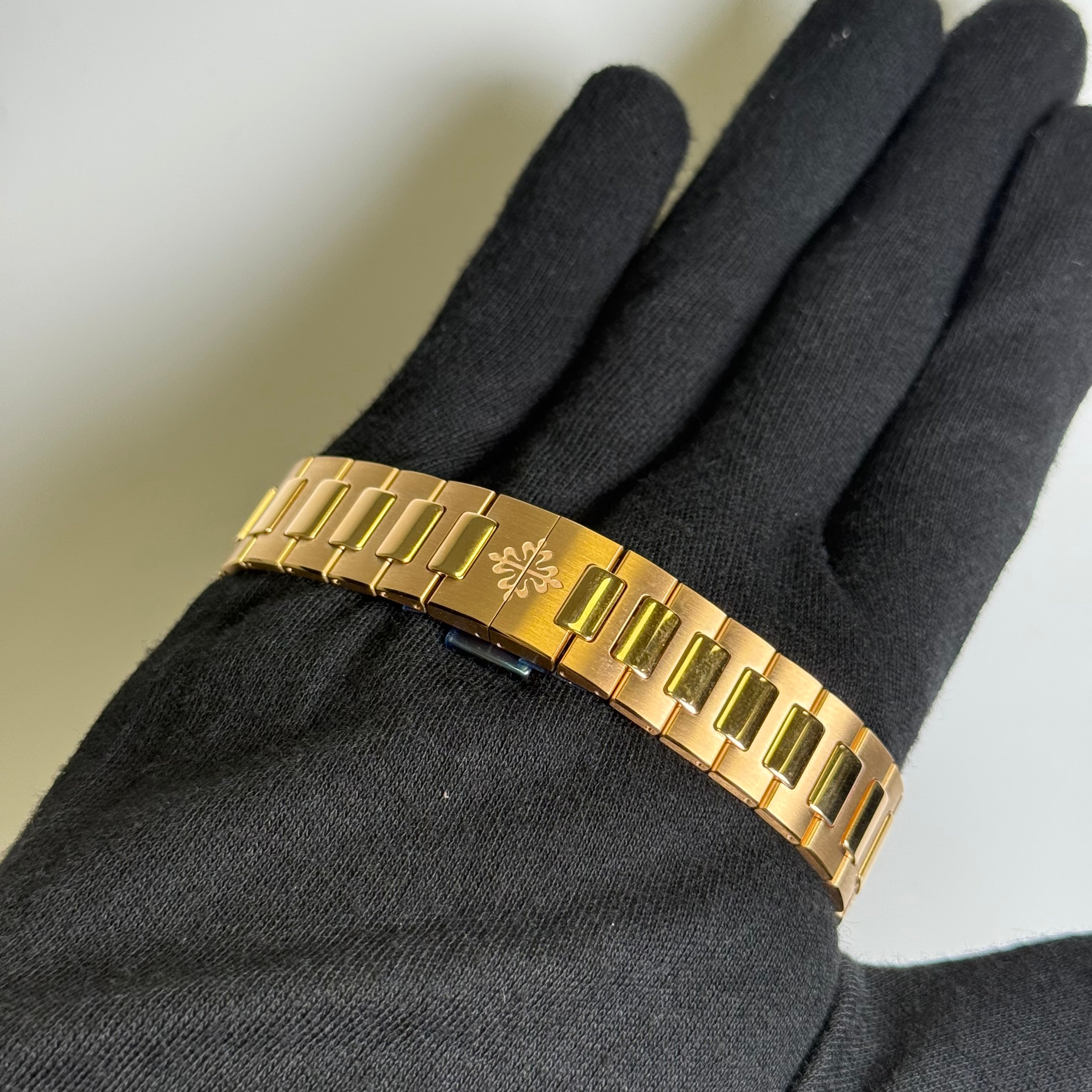 Patek Philippe Nautilus 35mm Silver Dial Watch Ref# 7118/1R-001 - Happy Jewelers Fine Jewelry Lifetime Warranty