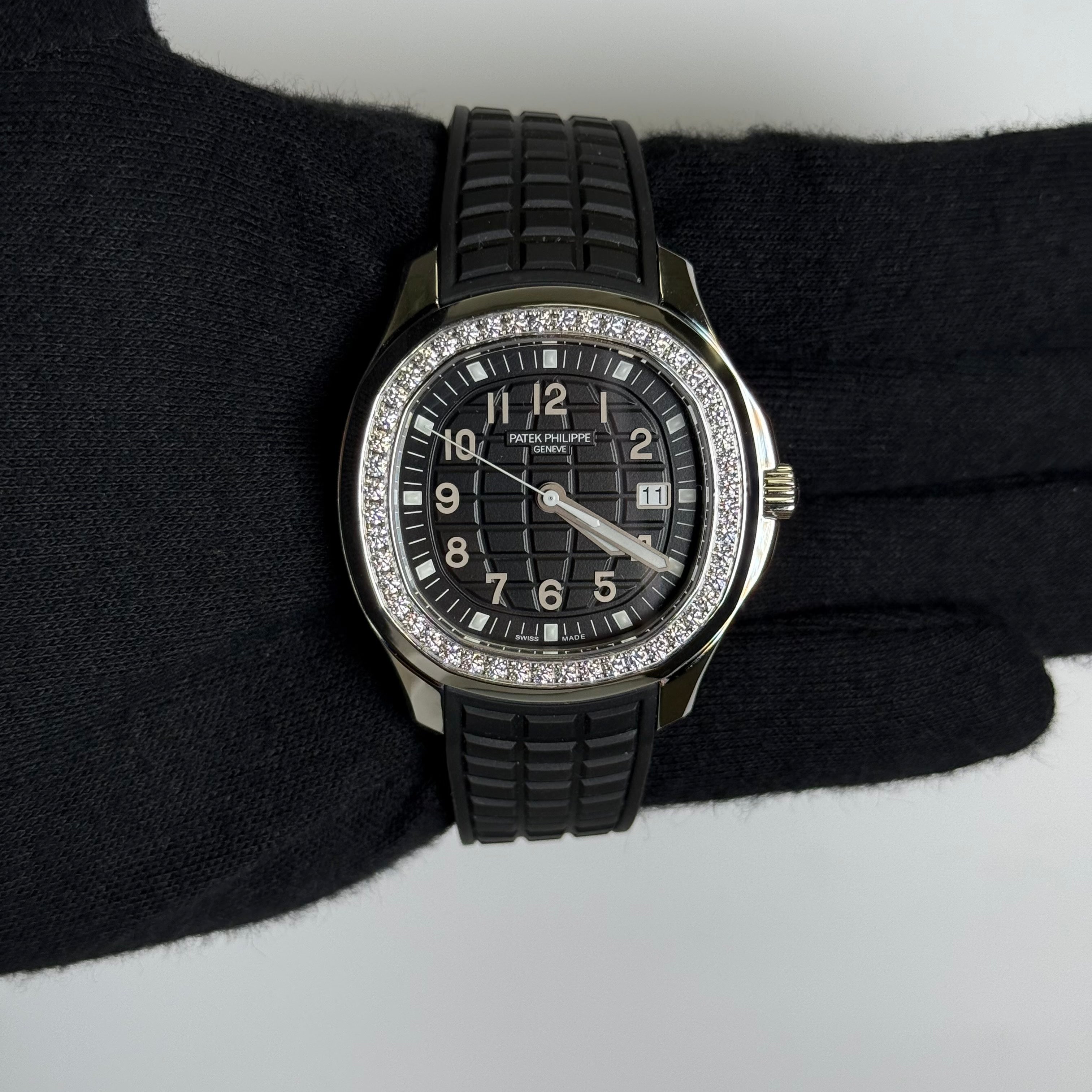 Patek Philippe Aquanuat 38mm Black Dial Watch Ref# 5267/200A-001 - Happy Jewelers Fine Jewelry Lifetime Warranty