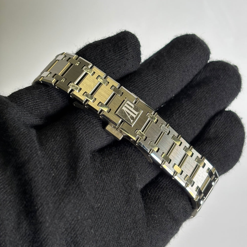 Audemars Piguet Royal Oak 41mm Blue Dial Watch Ref# 26586IP.OO.1240IP.01