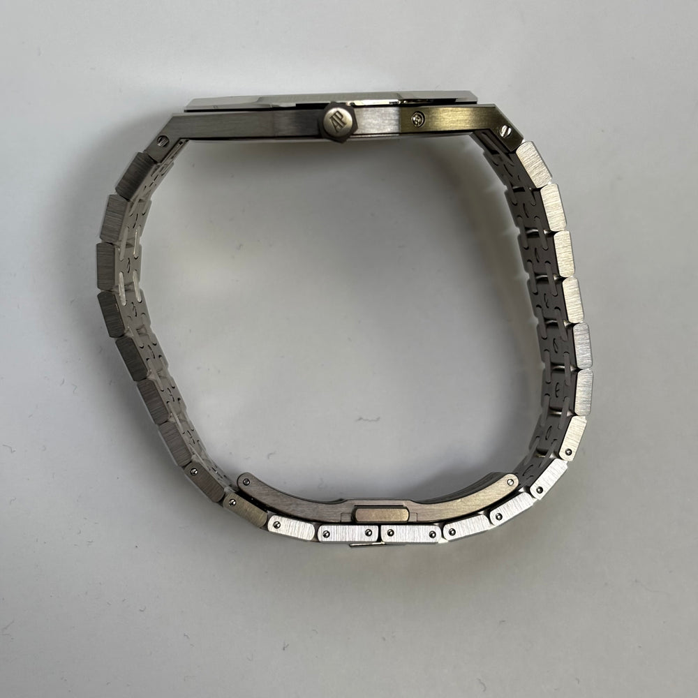 Audemars Piguet Royal Oak 41mm Blue Dial Watch Ref# 26586IP.OO.1240IP.01