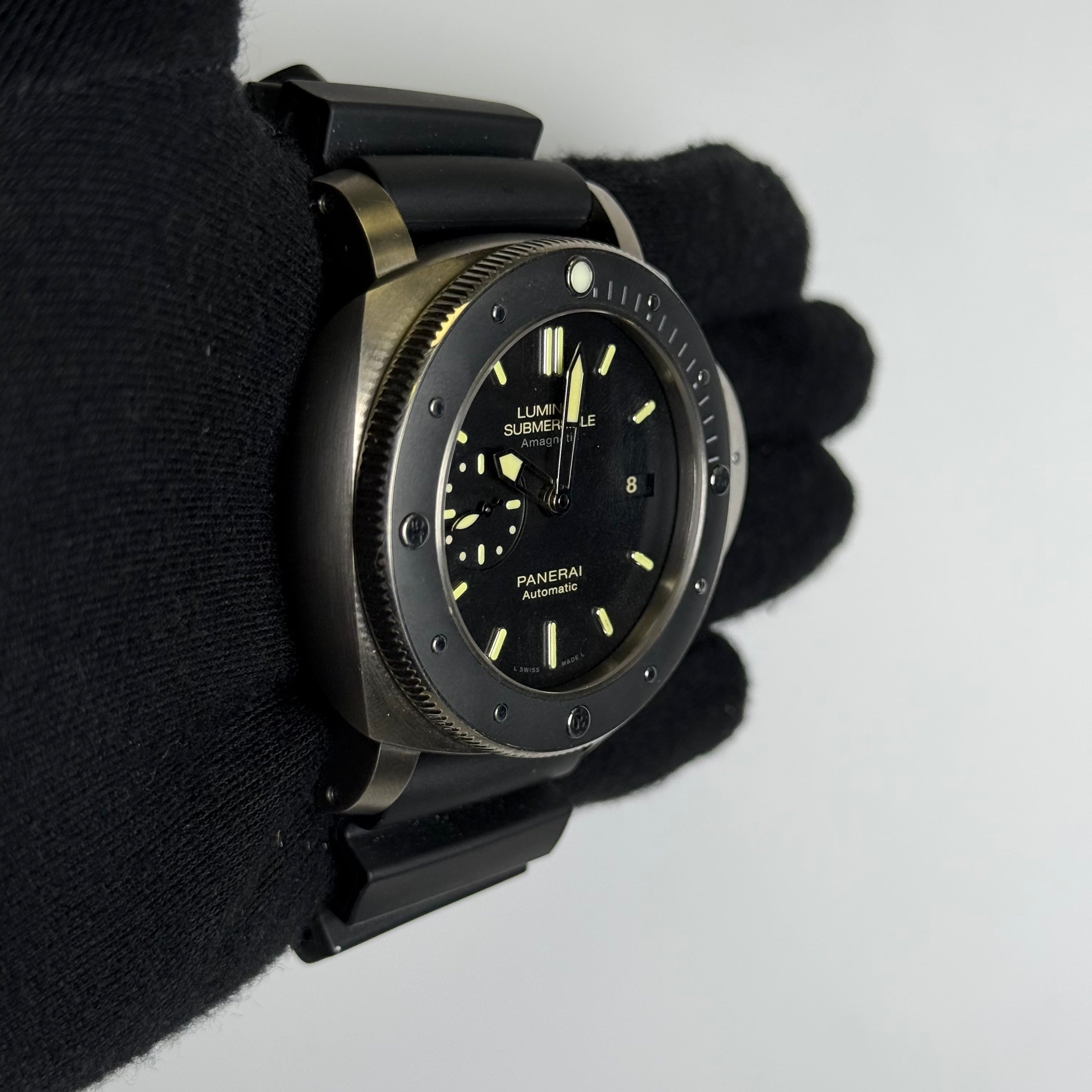 Panerai Submersible 47mm Black Dial Watch Ref# PAM00389 - Happy Jewelers Fine Jewelry Lifetime Warranty