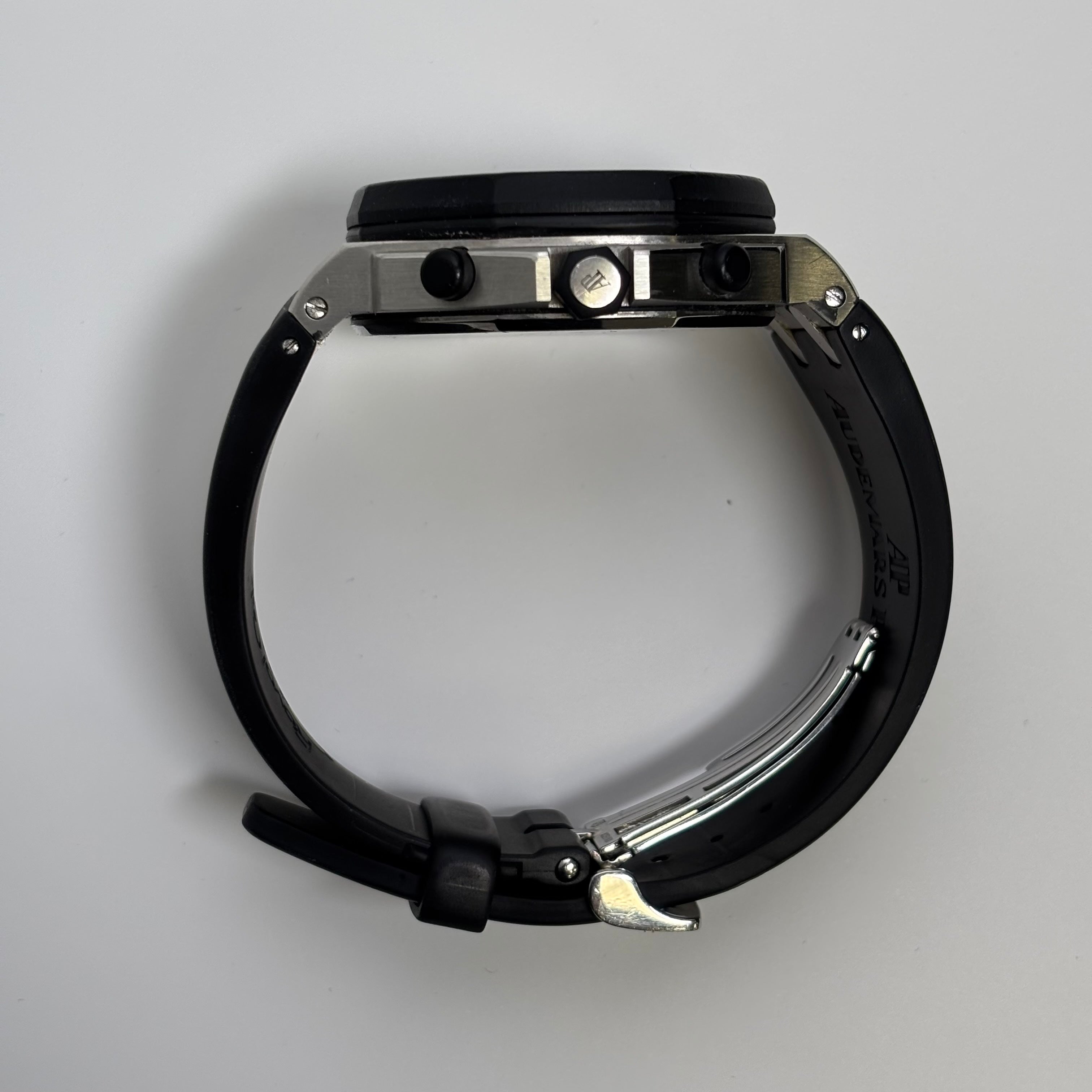 Audemars Piguet Royal Oak 42mm White Dial Watch Ref# 25940SK.OO.D002CA.02 - Happy Jewelers Fine Jewelry Lifetime Warranty