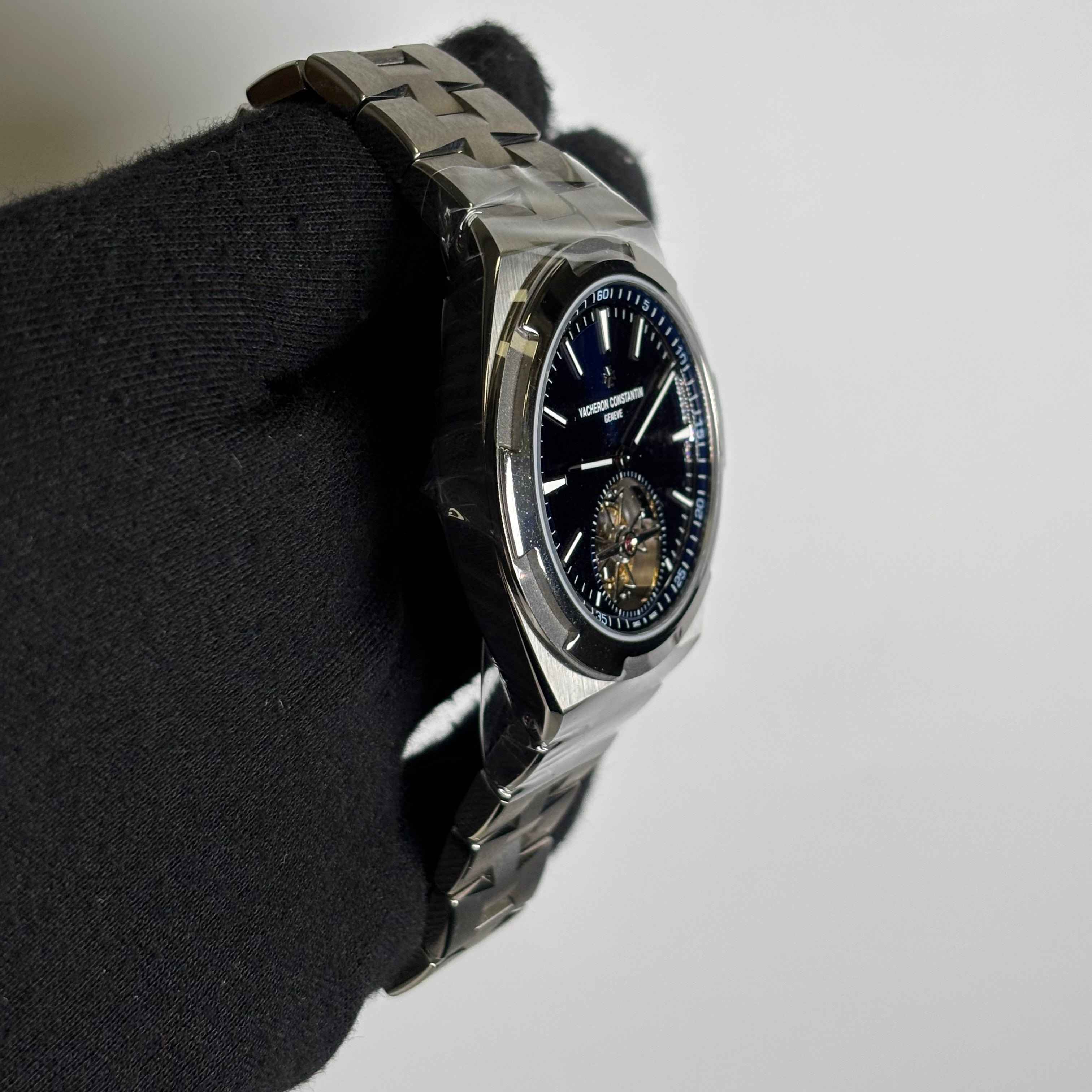 Vacheron Constantin 42.5mm Blue Dial Watch Ref# 6000V/210T-H032 - Happy Jewelers Fine Jewelry Lifetime Warranty