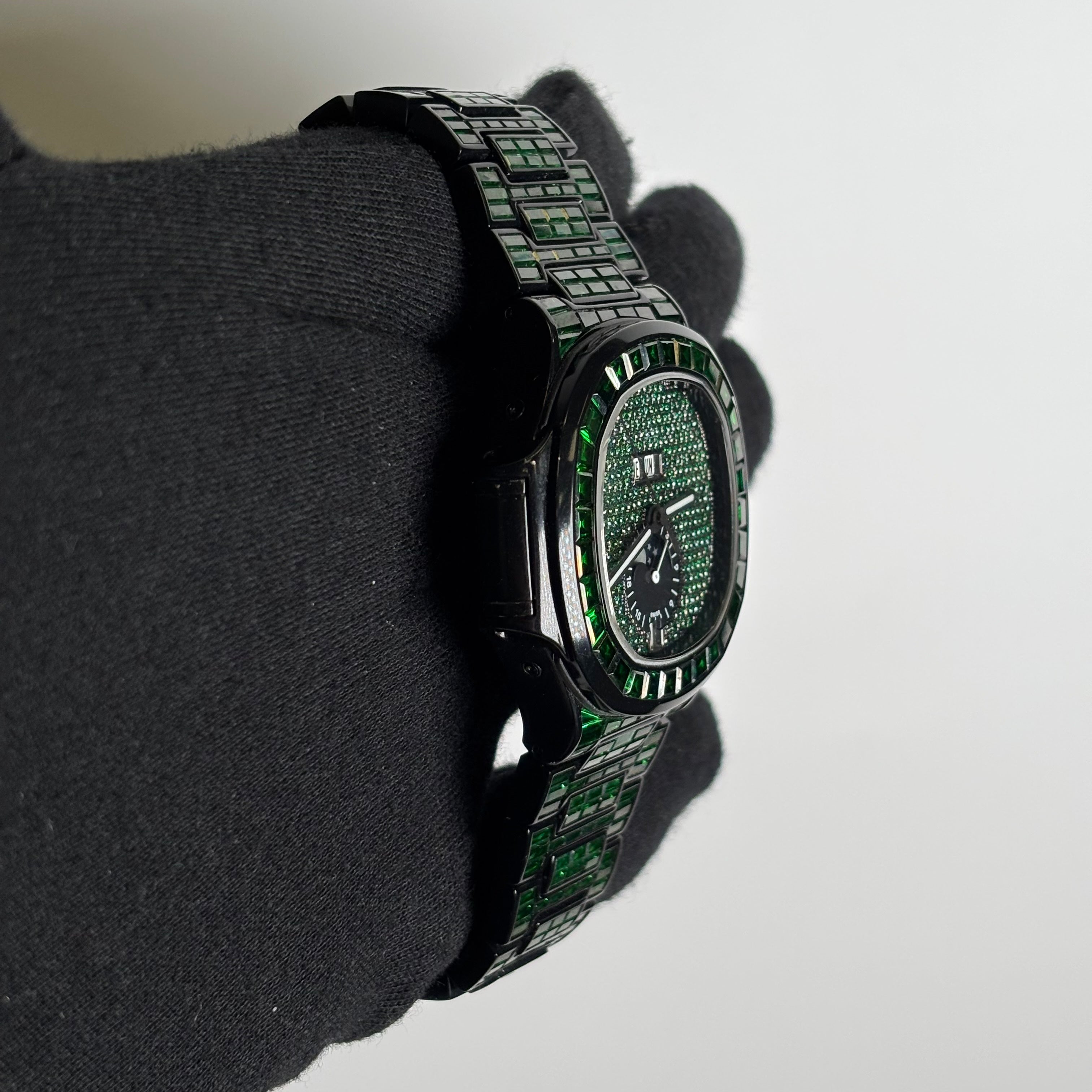 Patek Philippe Nautilus 40.5mm Emerald Dial Watch Ref# 5726 - Happy Jewelers Fine Jewelry Lifetime Warranty