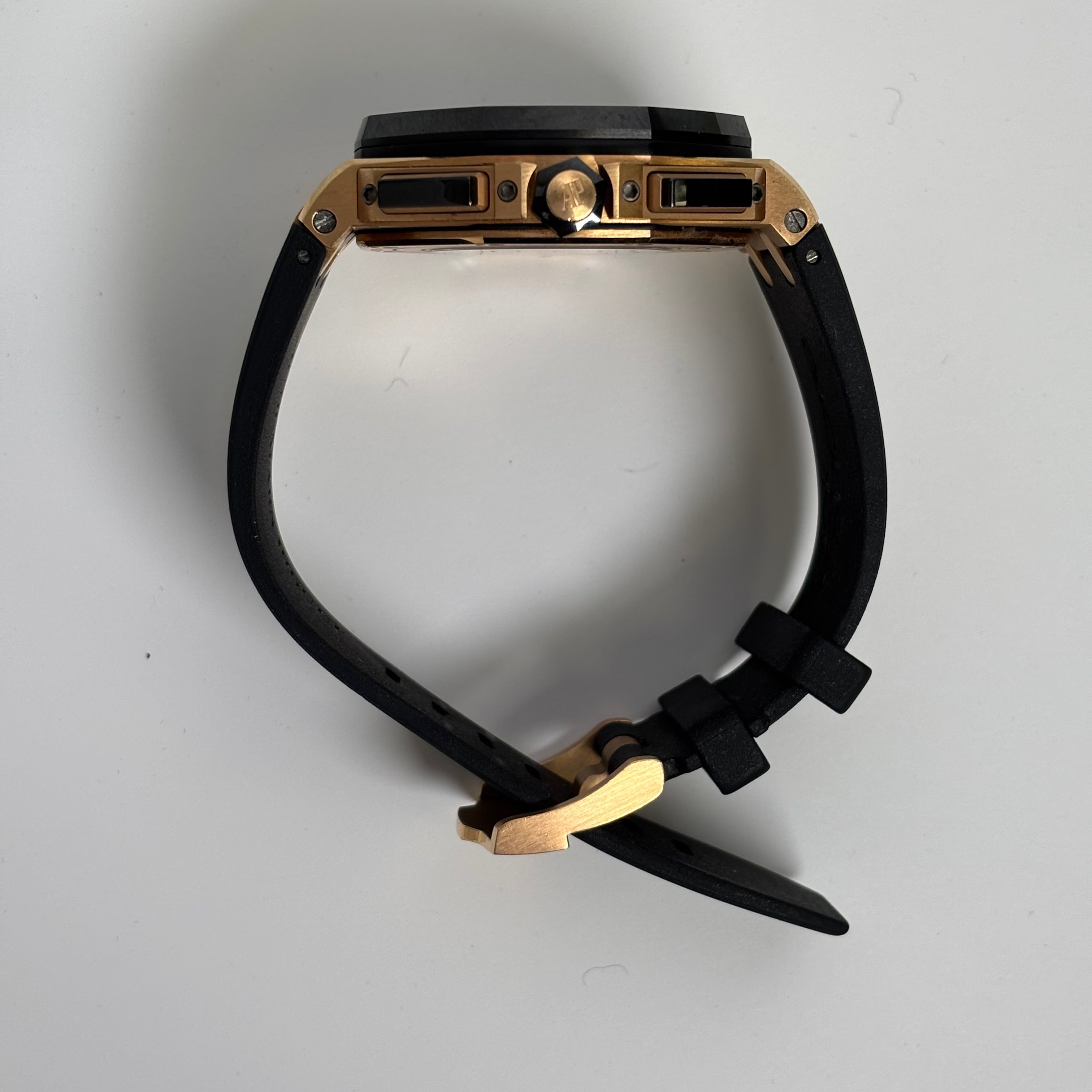 Audemars Piguet Royal Oak 44mm Black Dial Watch Ref# 26401RO.OO.A002CA.02 - Happy Jewelers Fine Jewelry Lifetime Warranty