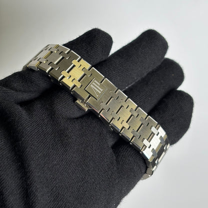 Audemars Piguet Royal Oak 41mm Silver Dial Watch Ref# 15500ST.OO.1220ST.04 - Happy Jewelers Fine Jewelry Lifetime Warranty