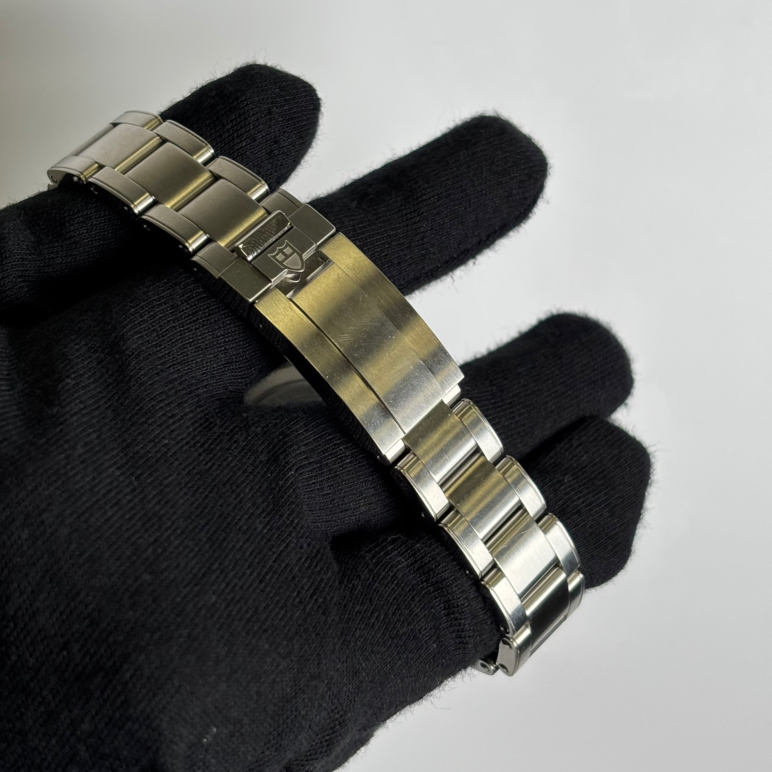 Tudor Black Bay 39mm Red Dial Watch Ref# 7939A1A0RU - Happy Jewelers Fine Jewelry Lifetime Warranty