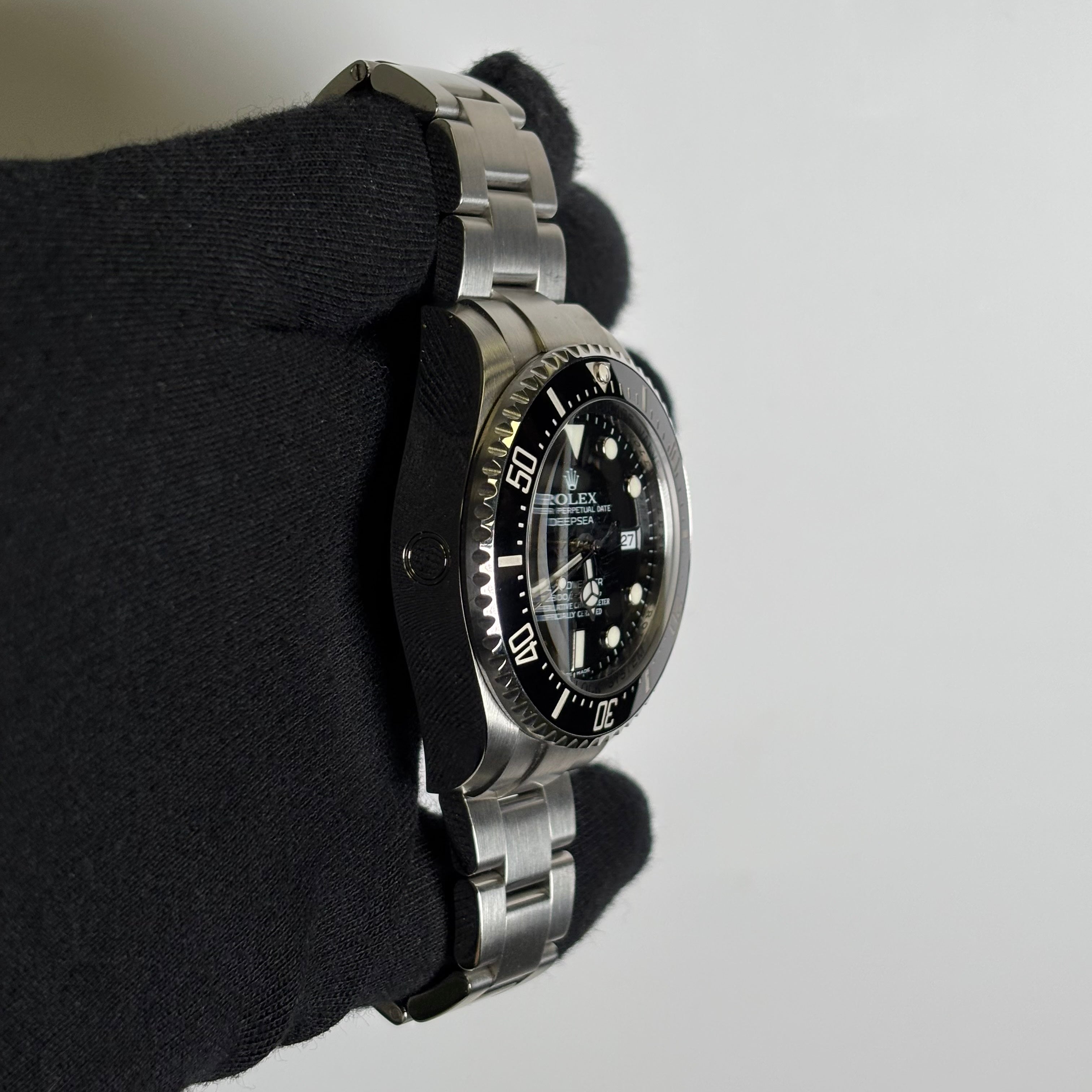 Rolex Sea-Dweller 44mm Black Dial Watch Ref# 116660 - Happy Jewelers Fine Jewelry Lifetime Warranty