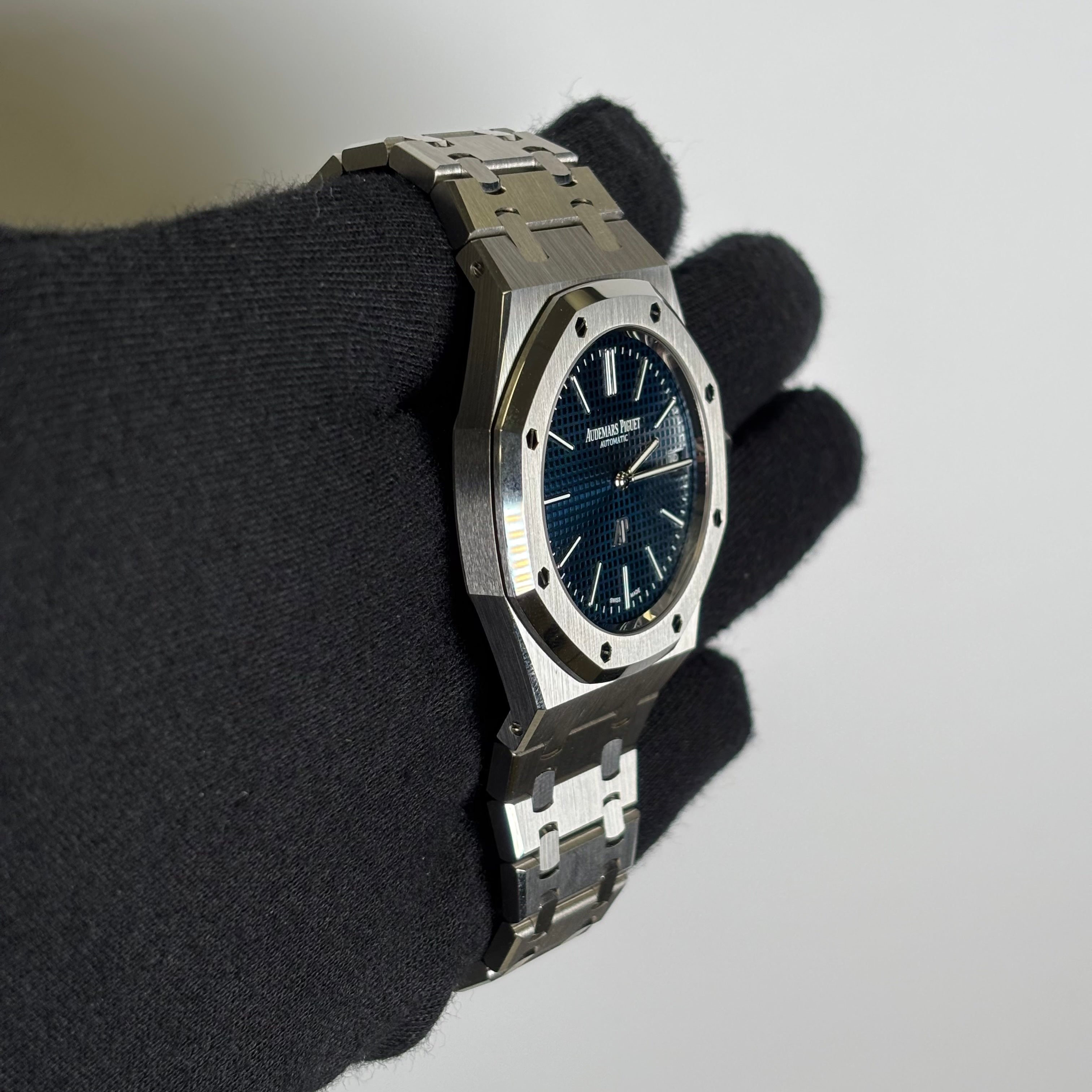 Audemars Piguet Royal Oak 39mm Blue Dial Watch Ref# 16202ST.OO.1240ST.01 - Happy Jewelers Fine Jewelry Lifetime Warranty