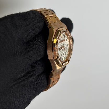 Audemars Piguet Royal Oak 34mm Silver Dial Watch Ref# 77451OR.ZZ.1361OR.03 - Happy Jewelers Fine Jewelry Lifetime Warranty