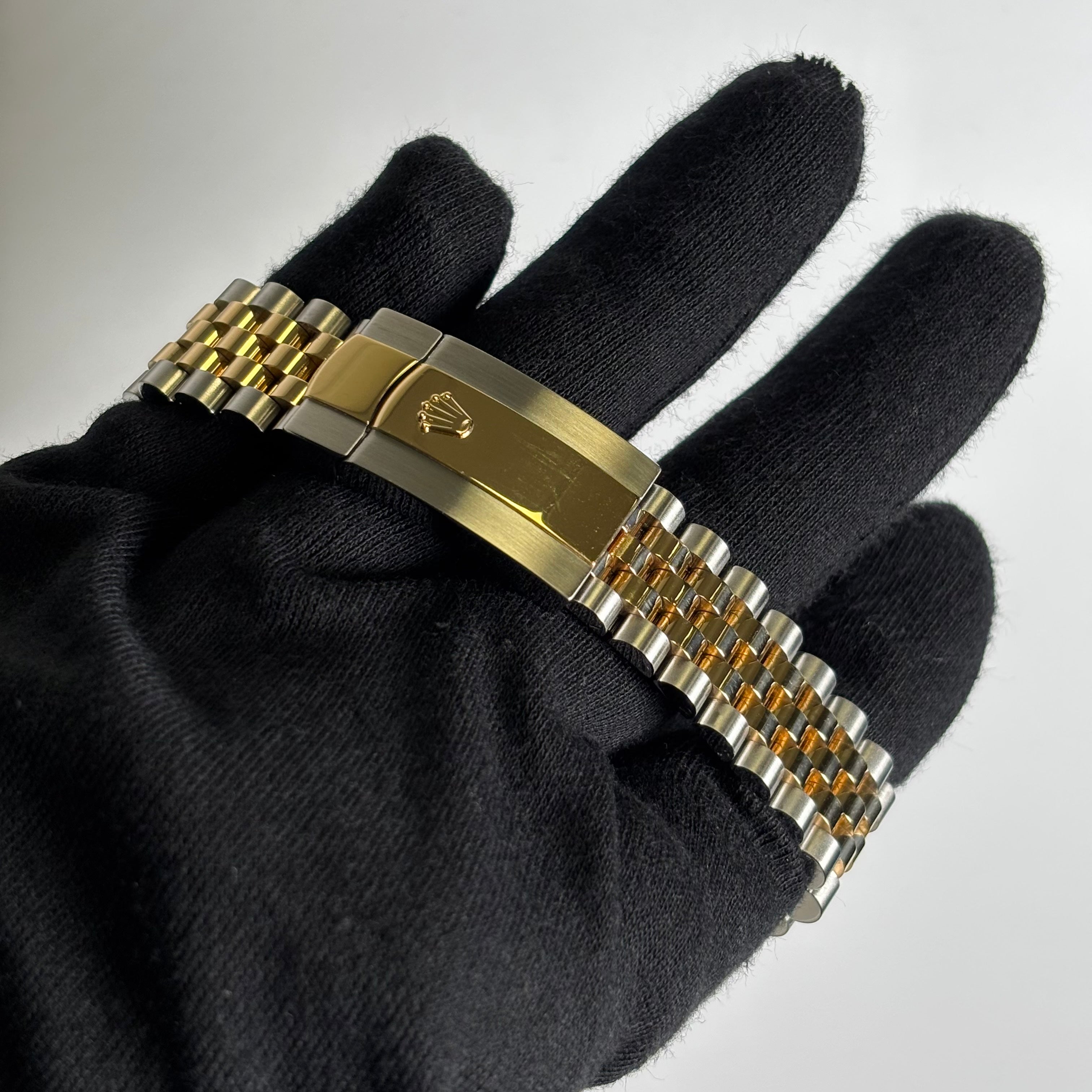 Rolex Datejust 41mm Champagne Dial Watch Ref# 126333 - Happy Jewelers Fine Jewelry Lifetime Warranty