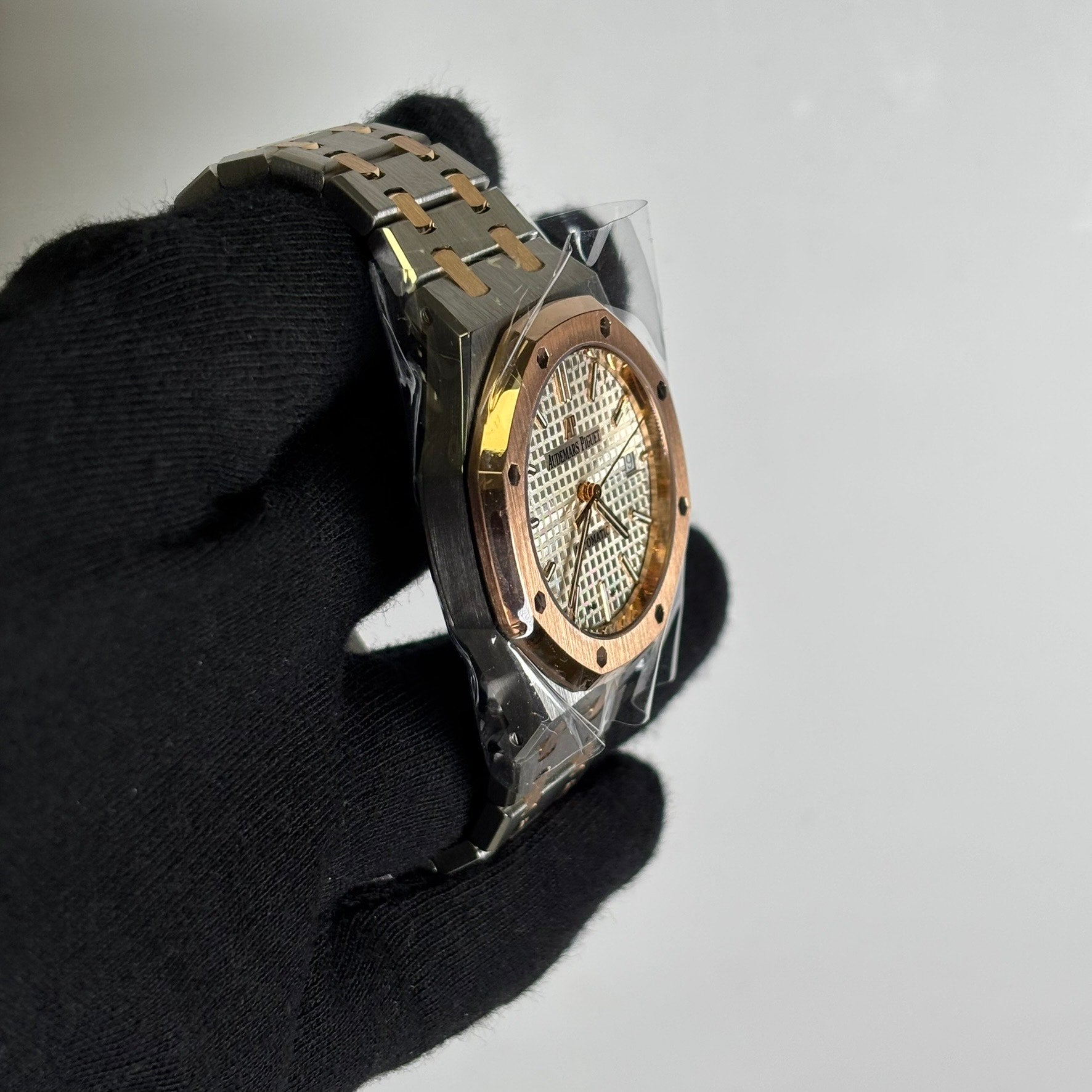 Audemars Piguet Royal Oak 37mm Silver Dial Watch Ref# 15450SR.OO.1256SR.01 - Happy Jewelers Fine Jewelry Lifetime Warranty