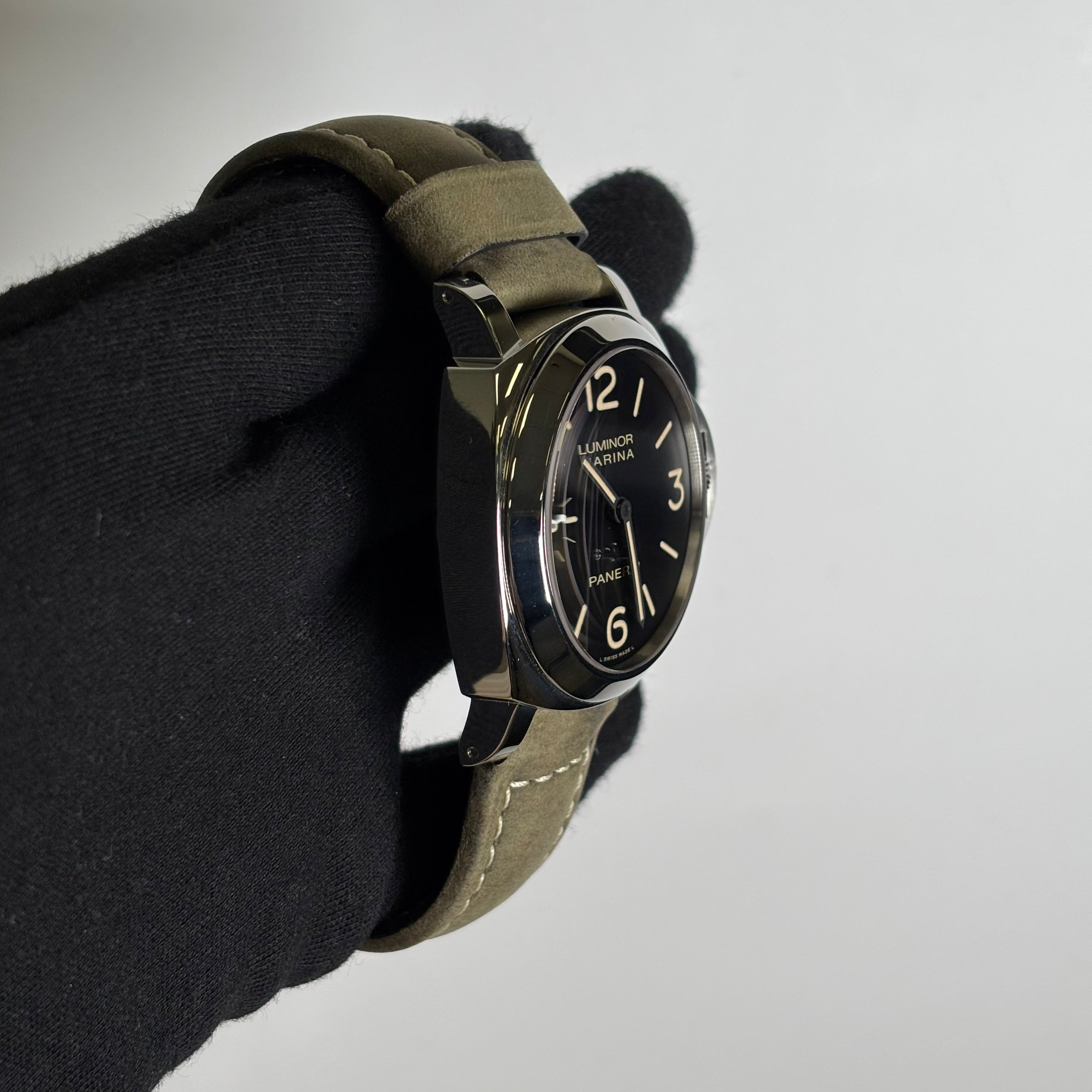 Panerai Luminor 44mm Black Dial Watch Ref# PAM00456 - Happy Jewelers Fine Jewelry Lifetime Warranty