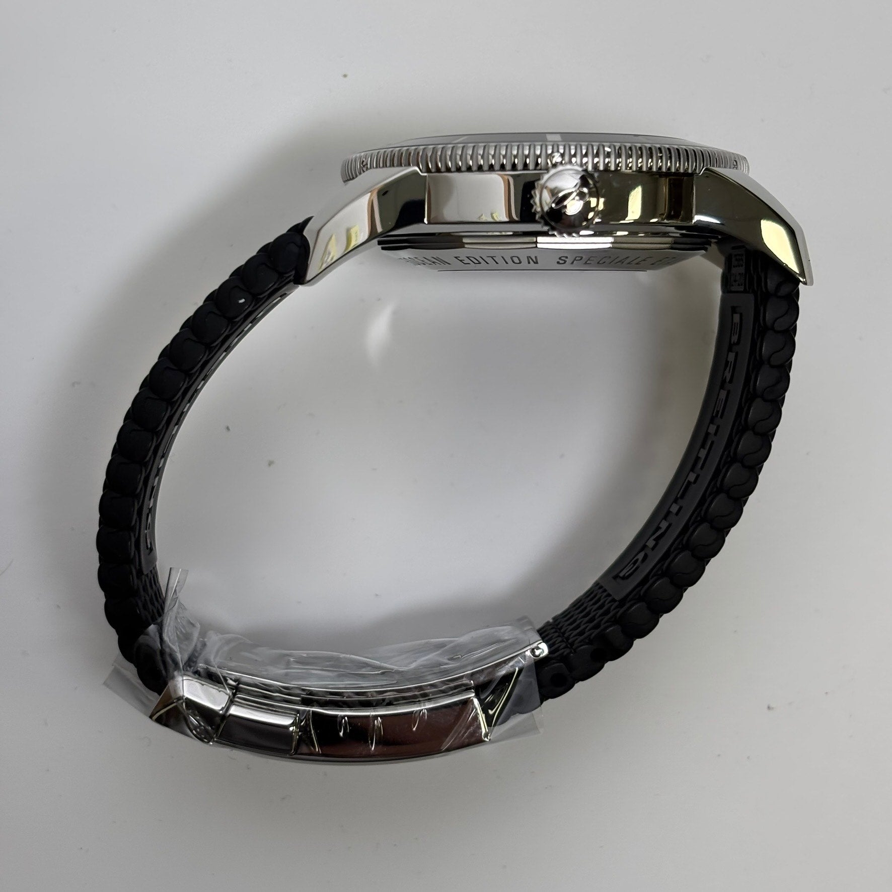 Breitling Superocean 46mm Black Dial Watch Ref# AB202012/BF74 - Happy Jewelers Fine Jewelry Lifetime Warranty
