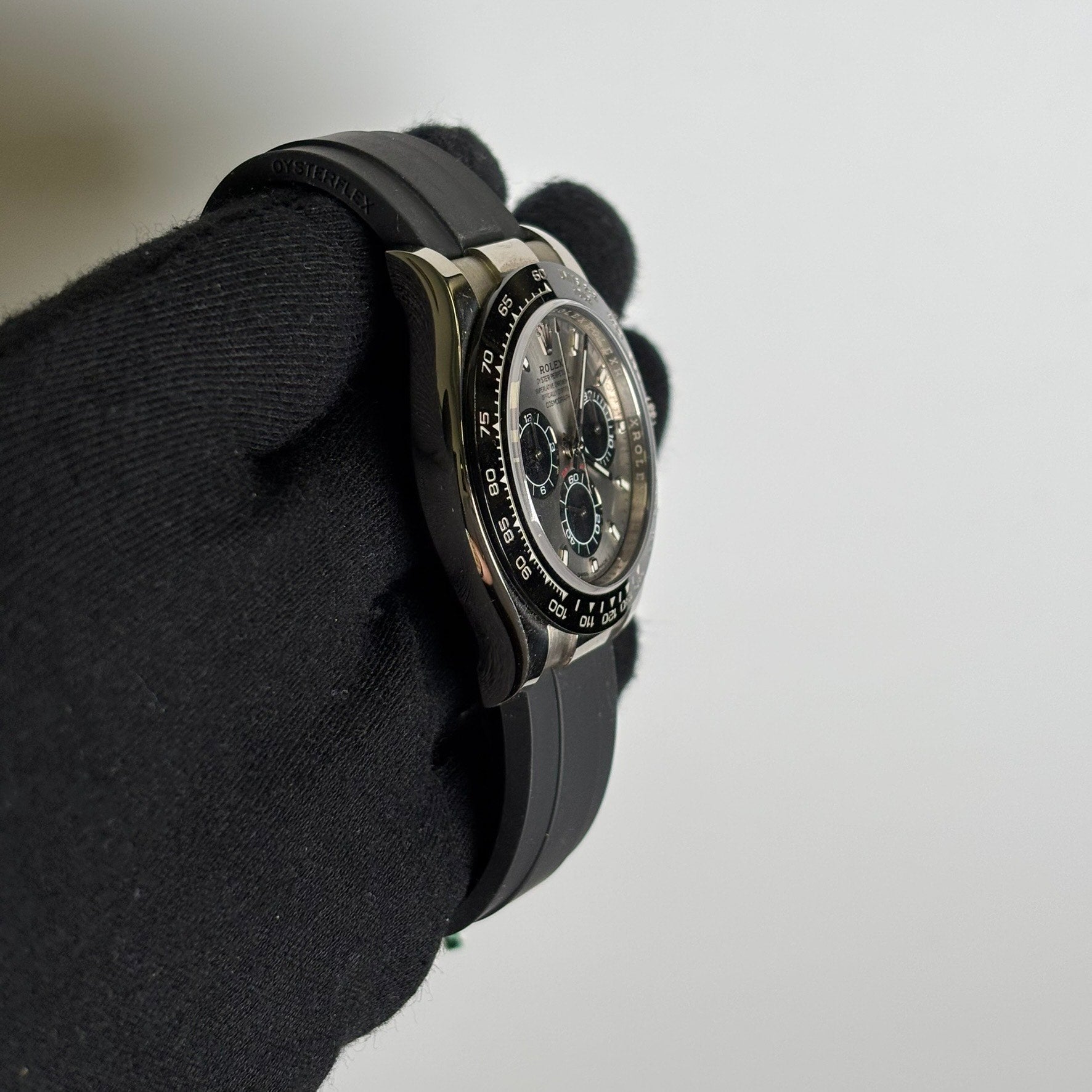 Rolex Daytona 40mm Silver Dial Watch Ref# 116519LN - Happy Jewelers Fine Jewelry Lifetime Warranty