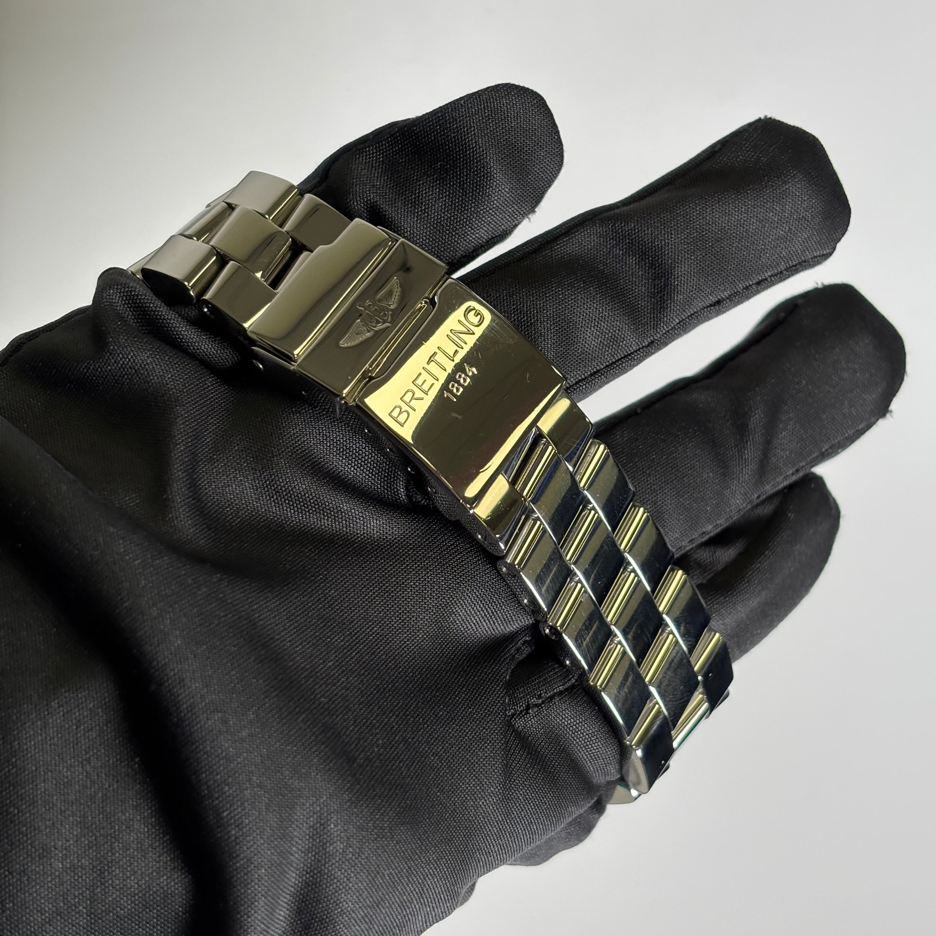 Breitling Super Avenger 48mm White Dial Watch Ref# A13370 - Happy Jewelers Fine Jewelry Lifetime Warranty