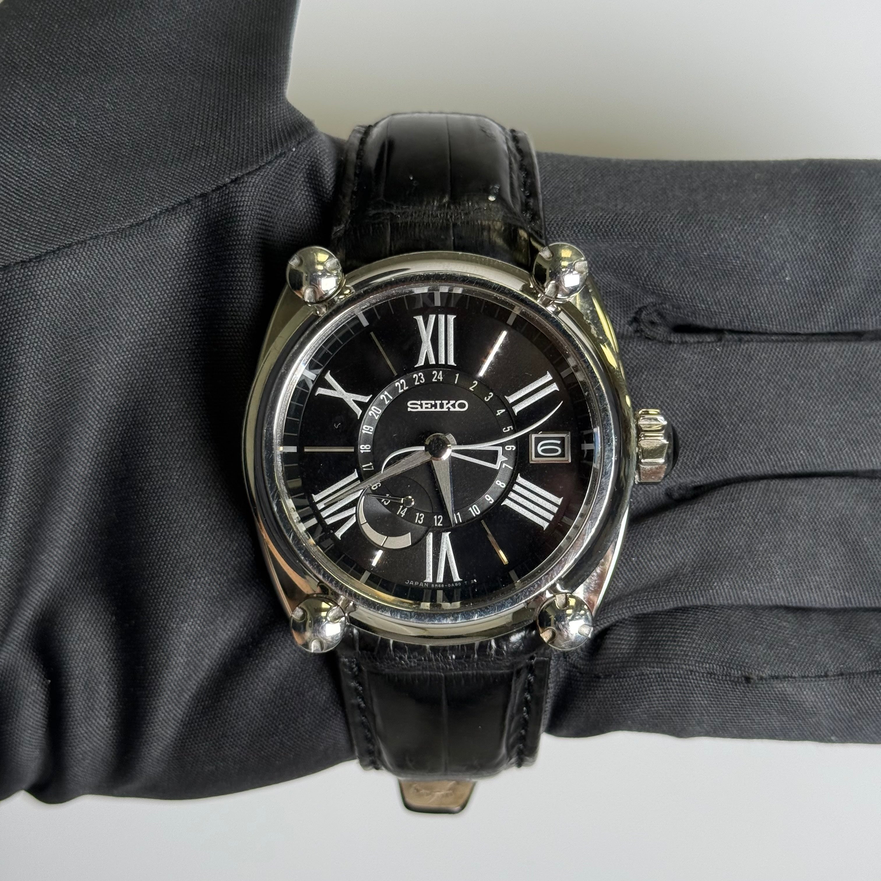 Seiko Galante 42mm Black Dial Watch Ref# 5R66-0AC1 - Happy Jewelers Fine Jewelry Lifetime Warranty