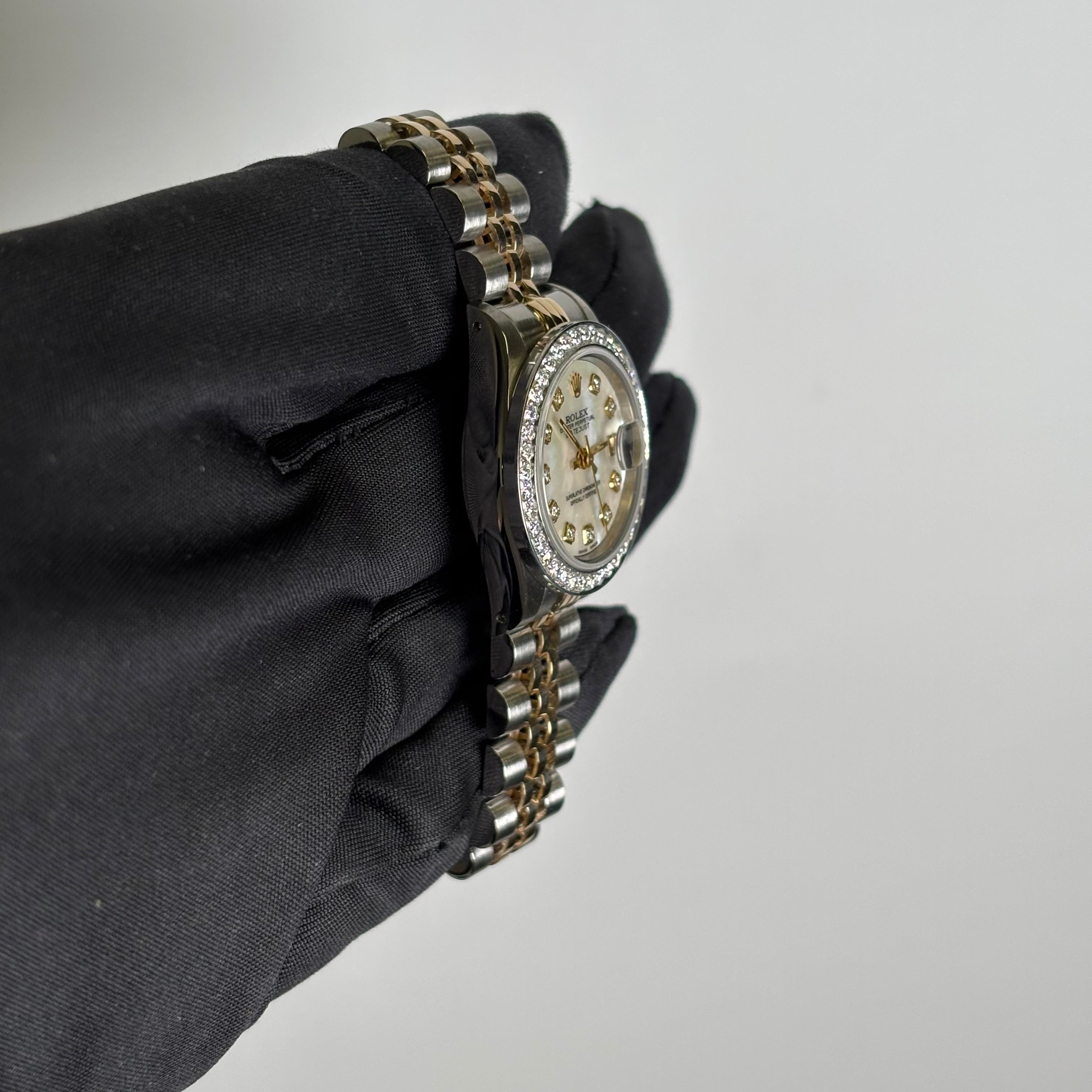 Rolex Datejust 26mm MOP Dial Watch Ref# 69173 - Happy Jewelers Fine Jewelry Lifetime Warranty