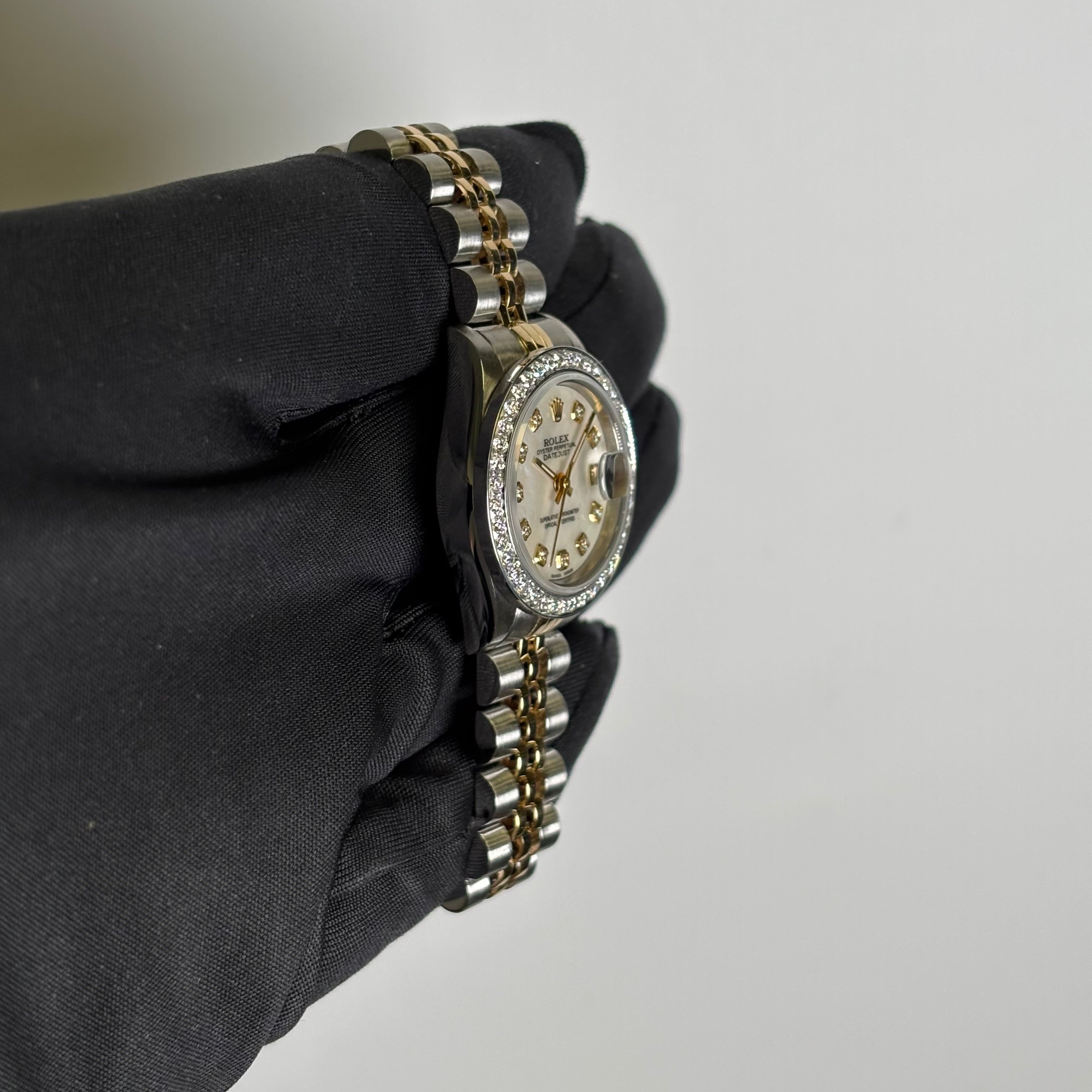 Rolex Datejust 26mm MOP Dial Watch Ref# 69173 - Happy Jewelers Fine Jewelry Lifetime Warranty