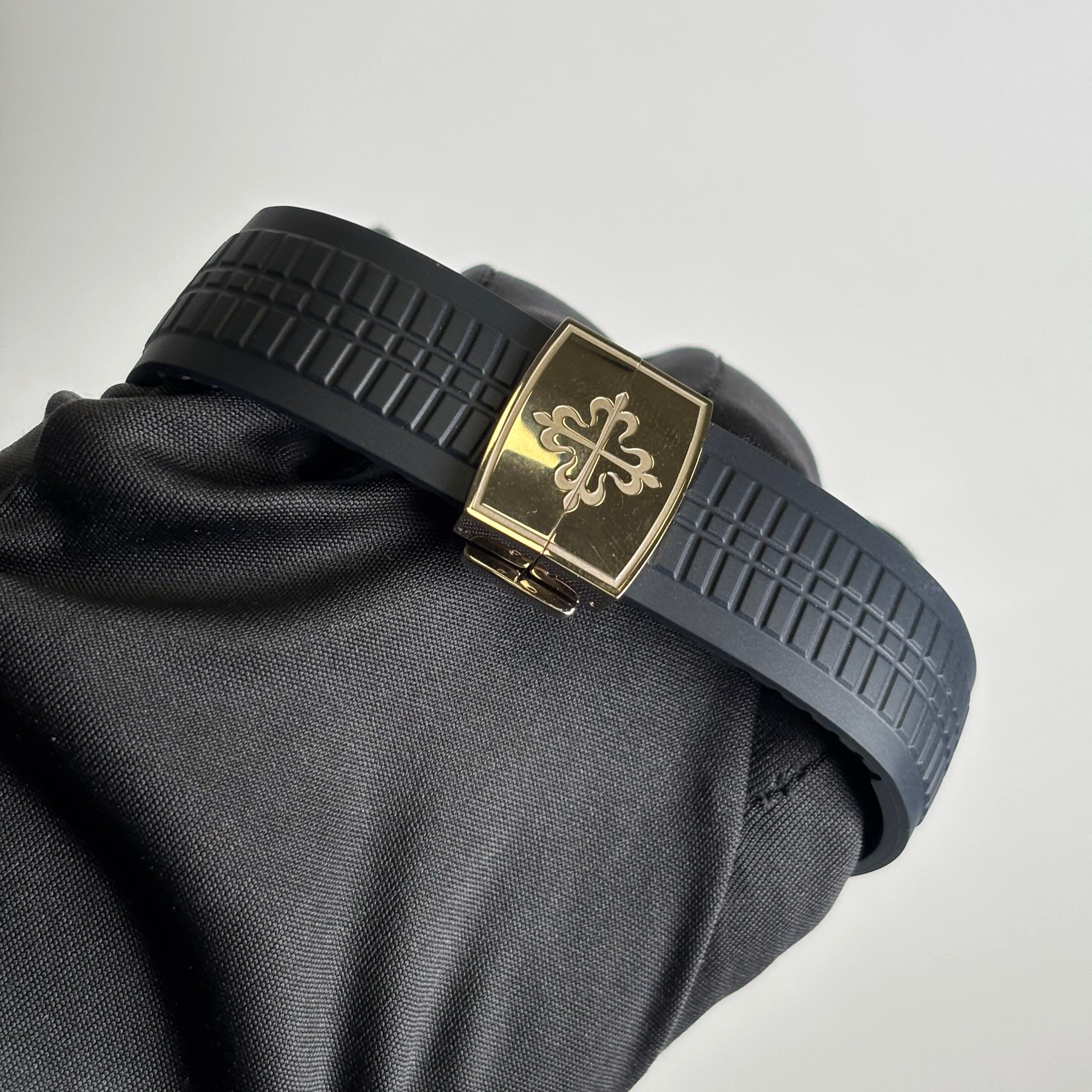 Patek Philippe Aquanaut 42mm Blue Dial Watch Ref# 5168G-001 - Happy Jewelers Fine Jewelry Lifetime Warranty