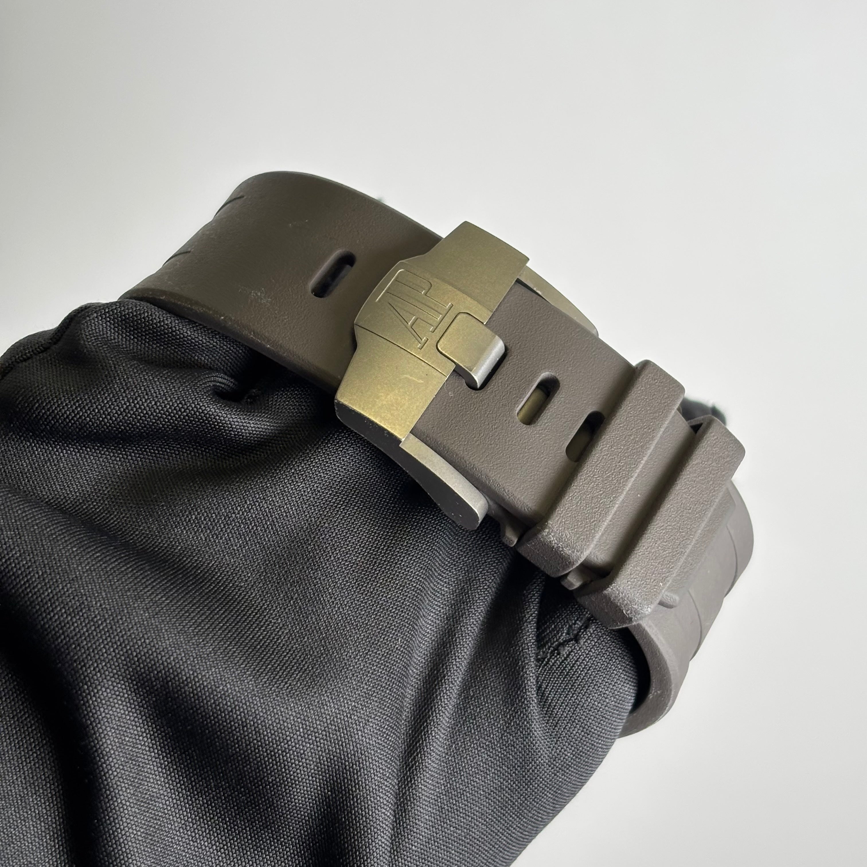 Audemars Piguet Royal Oak 44mm Grey Dial Watch Ref# 26568IM.OO.A004CA.01 - Happy Jewelers Fine Jewelry Lifetime Warranty