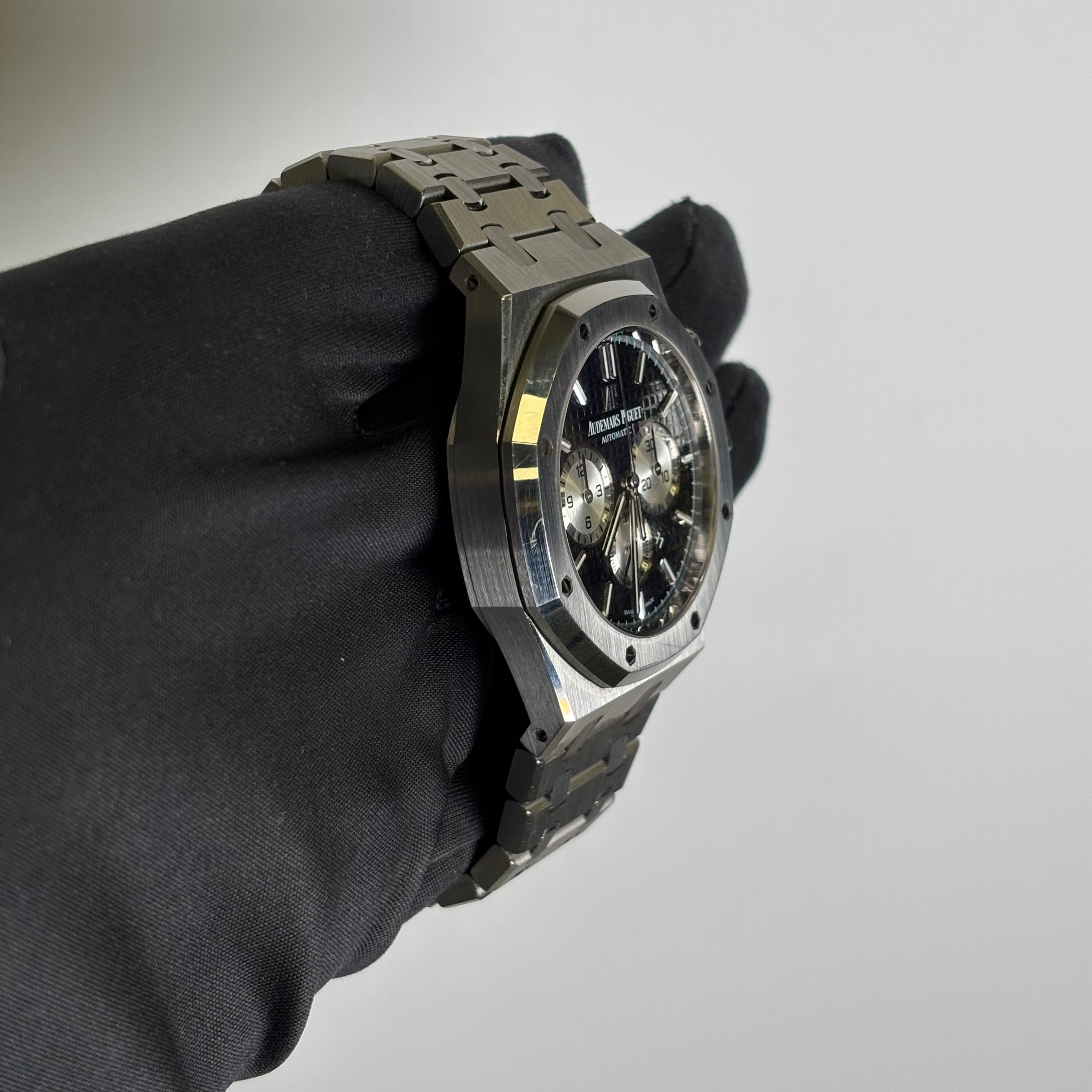 Audemars Piguet Royal Oak 41mm Black Dial Ref# 26331ST.OO.1220ST.02 - Happy Jewelers Fine Jewelry Lifetime Warranty