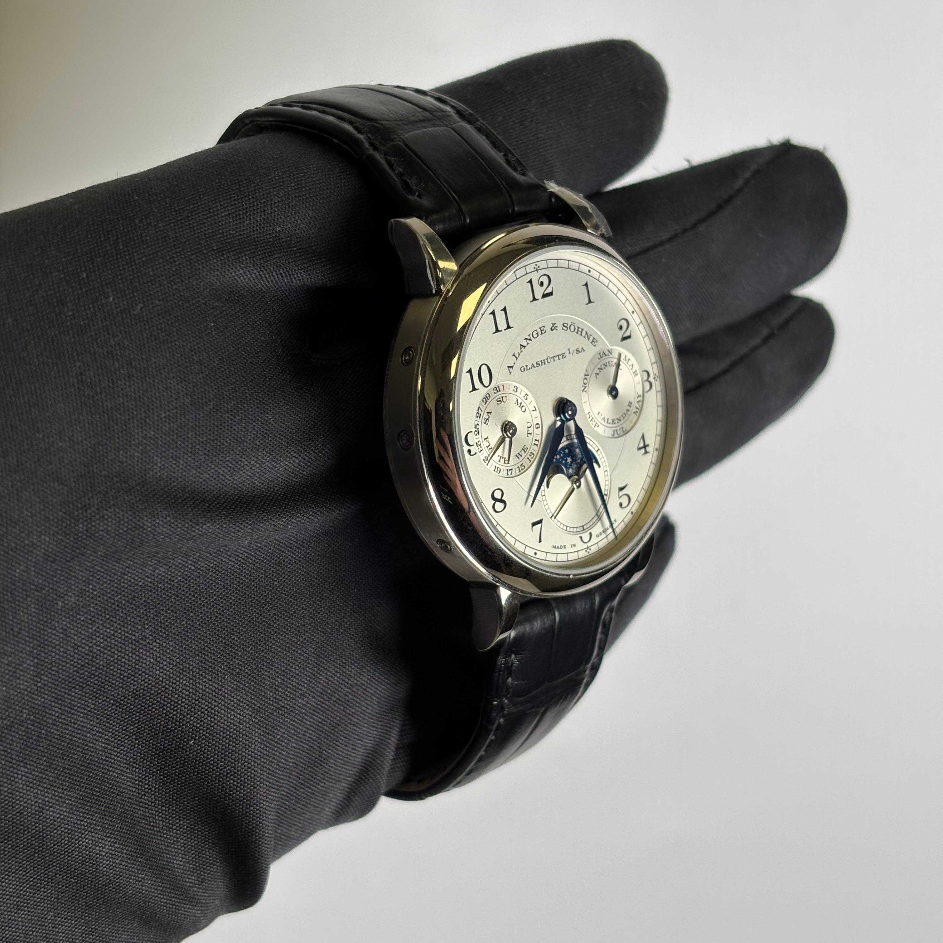 A. Lange & Sohne 1815 40mm Silver Dial Watch Ref# 238.026 - Happy Jewelers Fine Jewelry Lifetime Warranty
