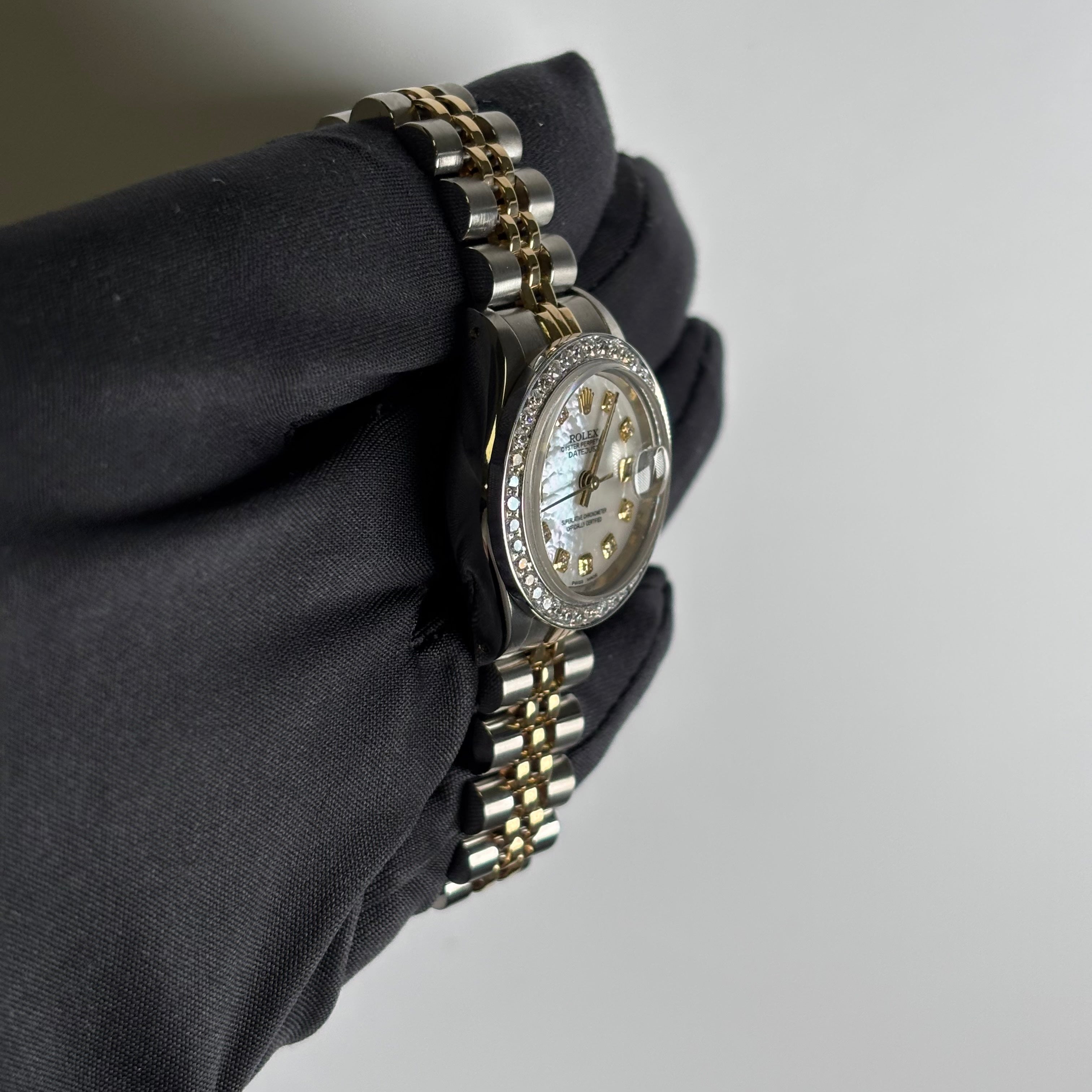 Rolex Datejust 26mm MOP Dial Watch Ref# 69173 - Happy Jewelers Fine Jewelry Lifetime Warranty