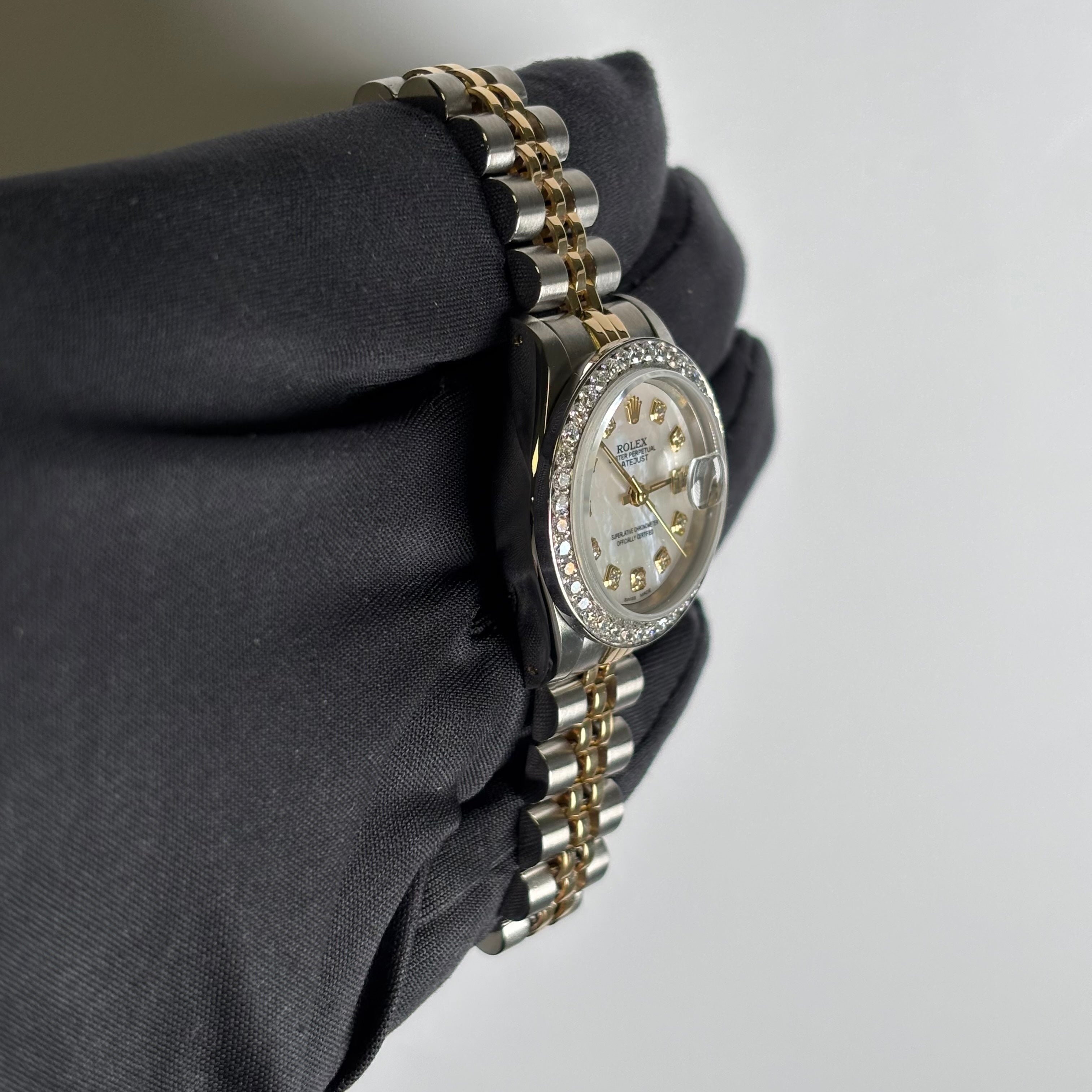 Rolex Datejust 26mm MOP Dial Watch Ref# 69173 - Happy Jewelers Fine Jewelry Lifetime Warranty