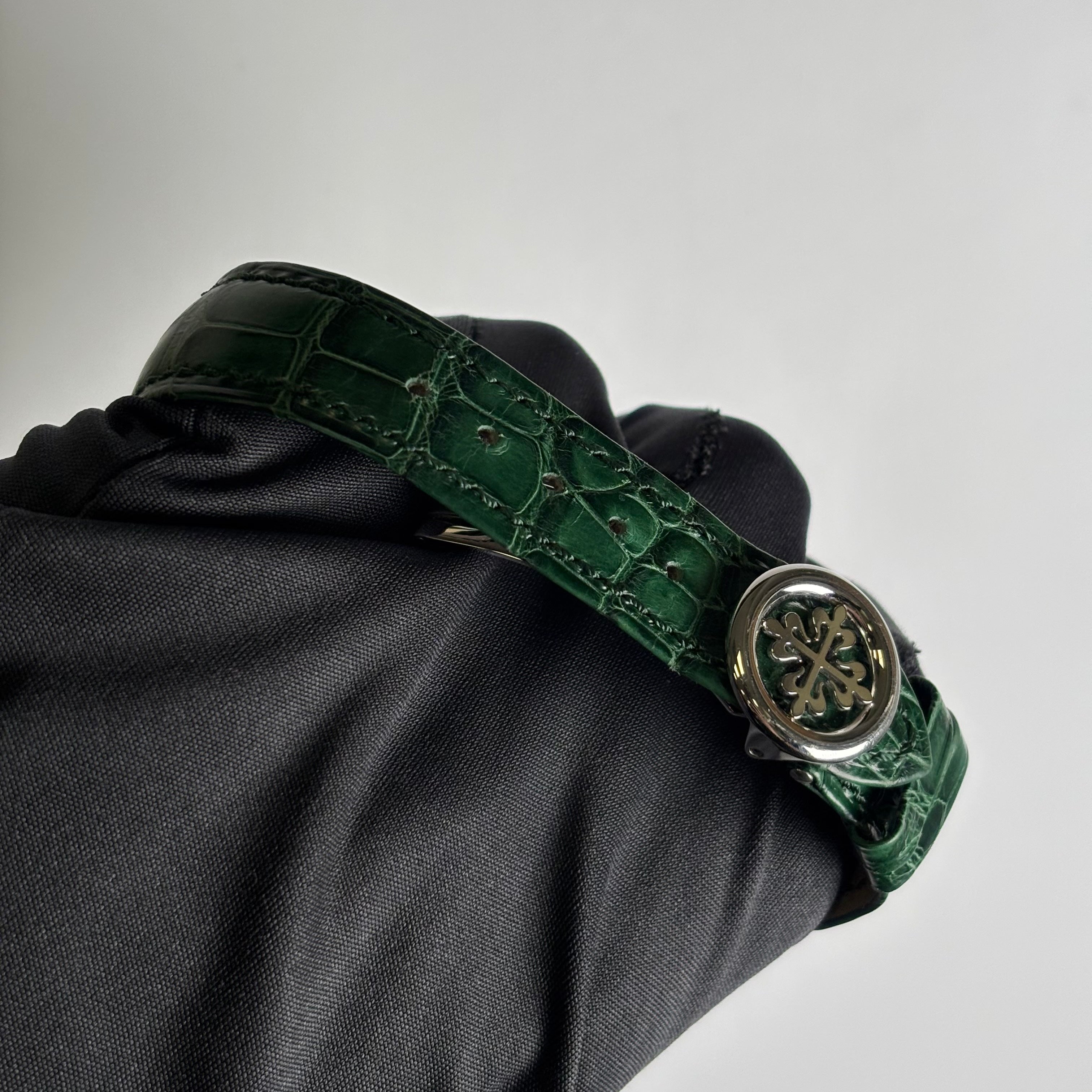Patek Philippe World Time 39.5mm Green Dial Watch Ref# 5930P-001 - Happy Jewelers Fine Jewelry Lifetime Warranty