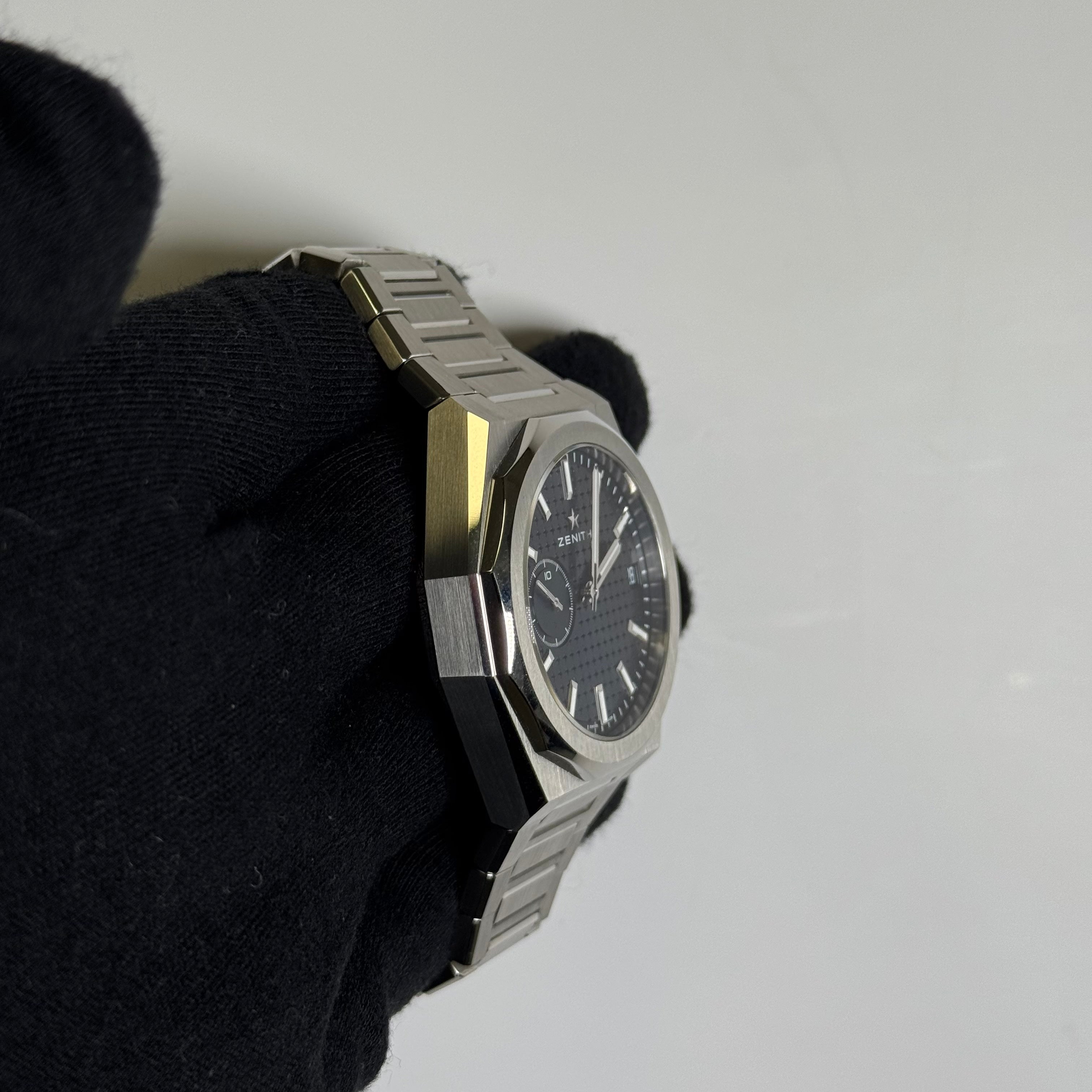 Zenith Defy 41mm Blue Dial Watch Ref# 03.9300.3620/51.I001 - Happy Jewelers Fine Jewelry Lifetime Warranty