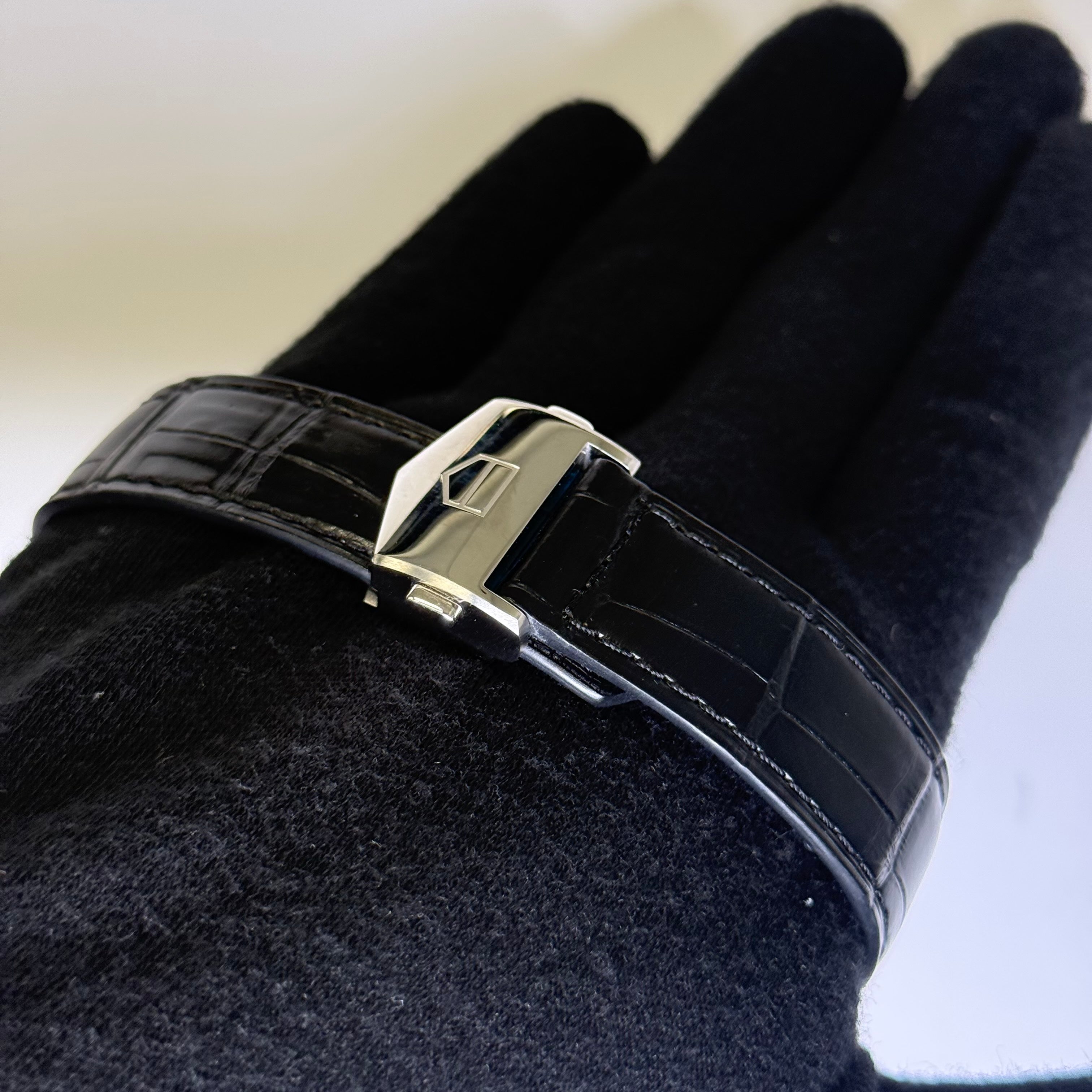 Tag Heuer Carrera 39mm Green Dial Watch Ref# CBS2211 - Happy Jewelers Fine Jewelry Lifetime Warranty