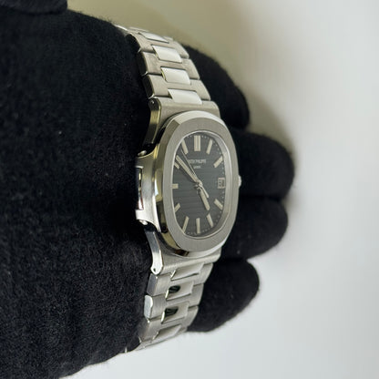 Patek Philippe Nautilus 40mm Green Dial Ref# 5711/1A-014 - Happy Jewelers Fine Jewelry Lifetime Warranty