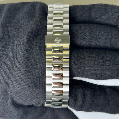 Patek Philippe Nautilus 40mm Green Dial Ref# 5711/1A-014 - Happy Jewelers Fine Jewelry Lifetime Warranty