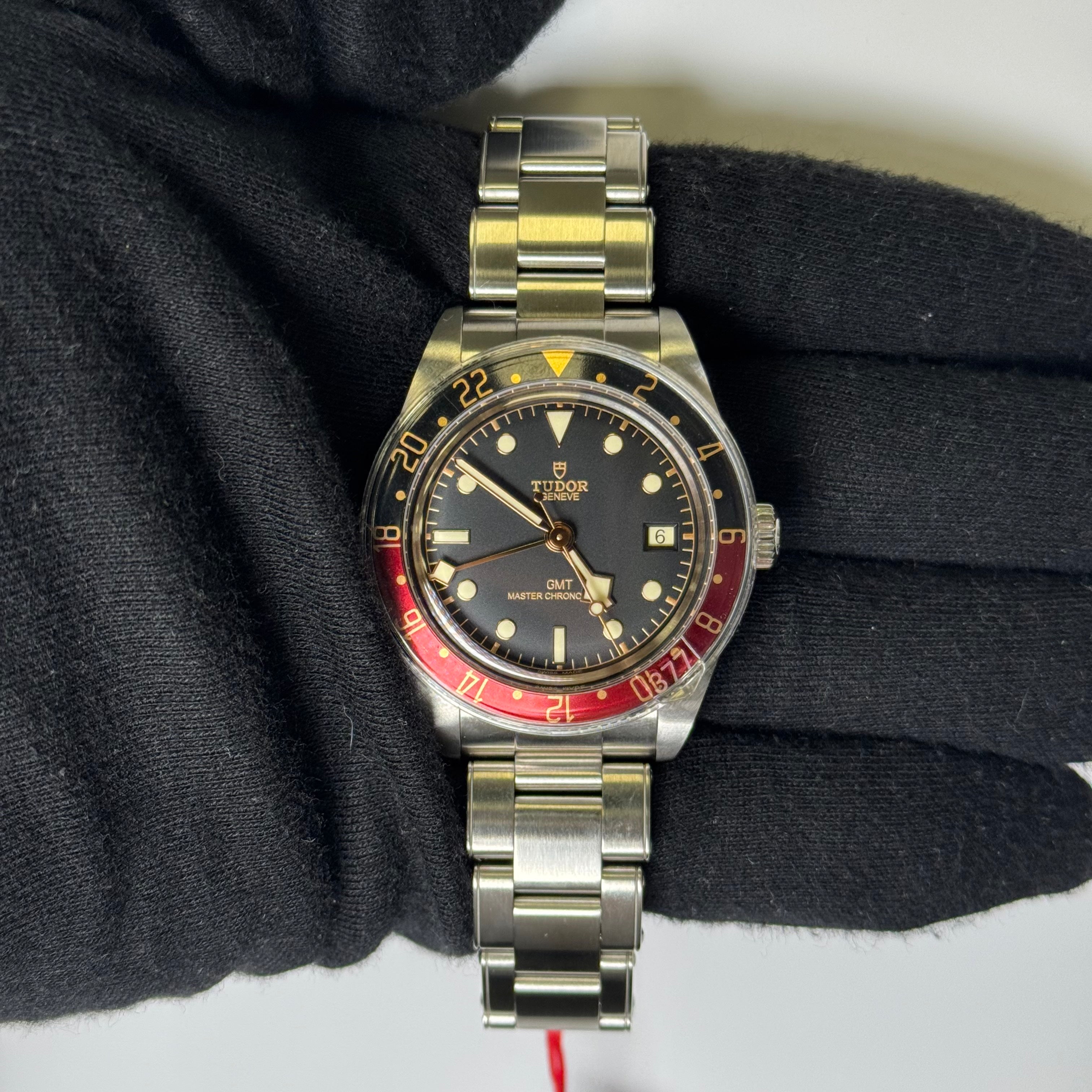Tudor Black Bay 39mm Black Dial Watch Ref# 7939G1A0NRU - Happy Jewelers Fine Jewelry Lifetime Warranty