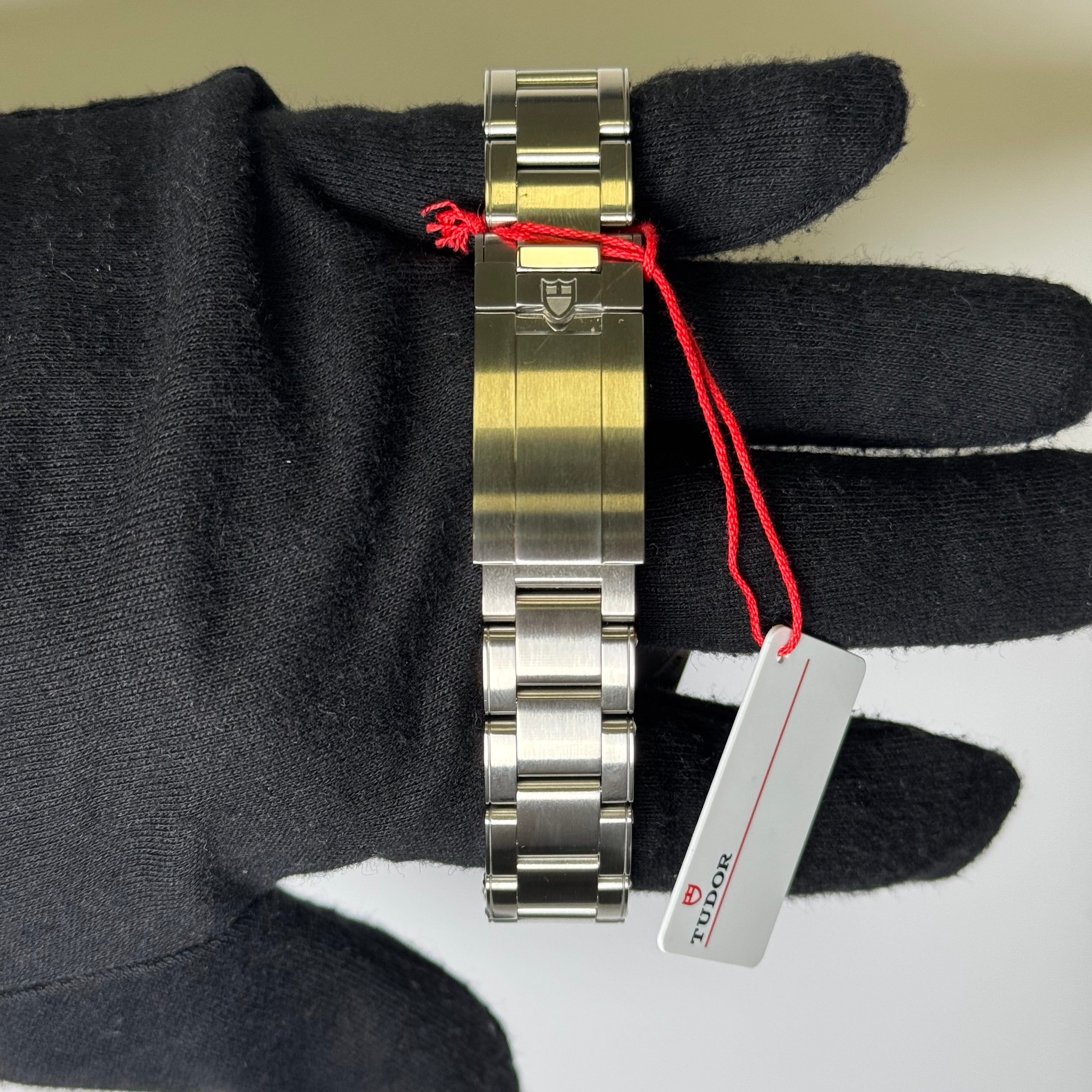 Tudor Black Bay 39mm Black Dial Watch Ref# 7939G1A0NRU - Happy Jewelers Fine Jewelry Lifetime Warranty