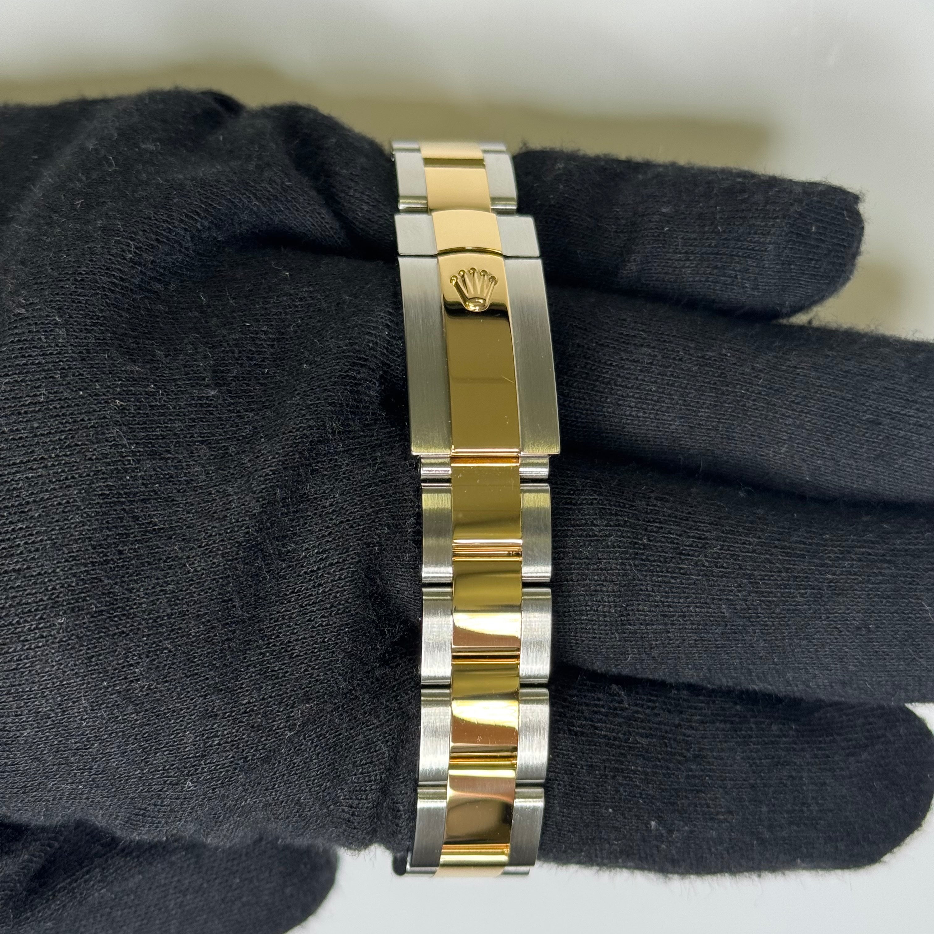 Rolex Datejust 31mm Silver Dial Watch Ref# 278343RBR - Happy Jewelers Fine Jewelry Lifetime Warranty
