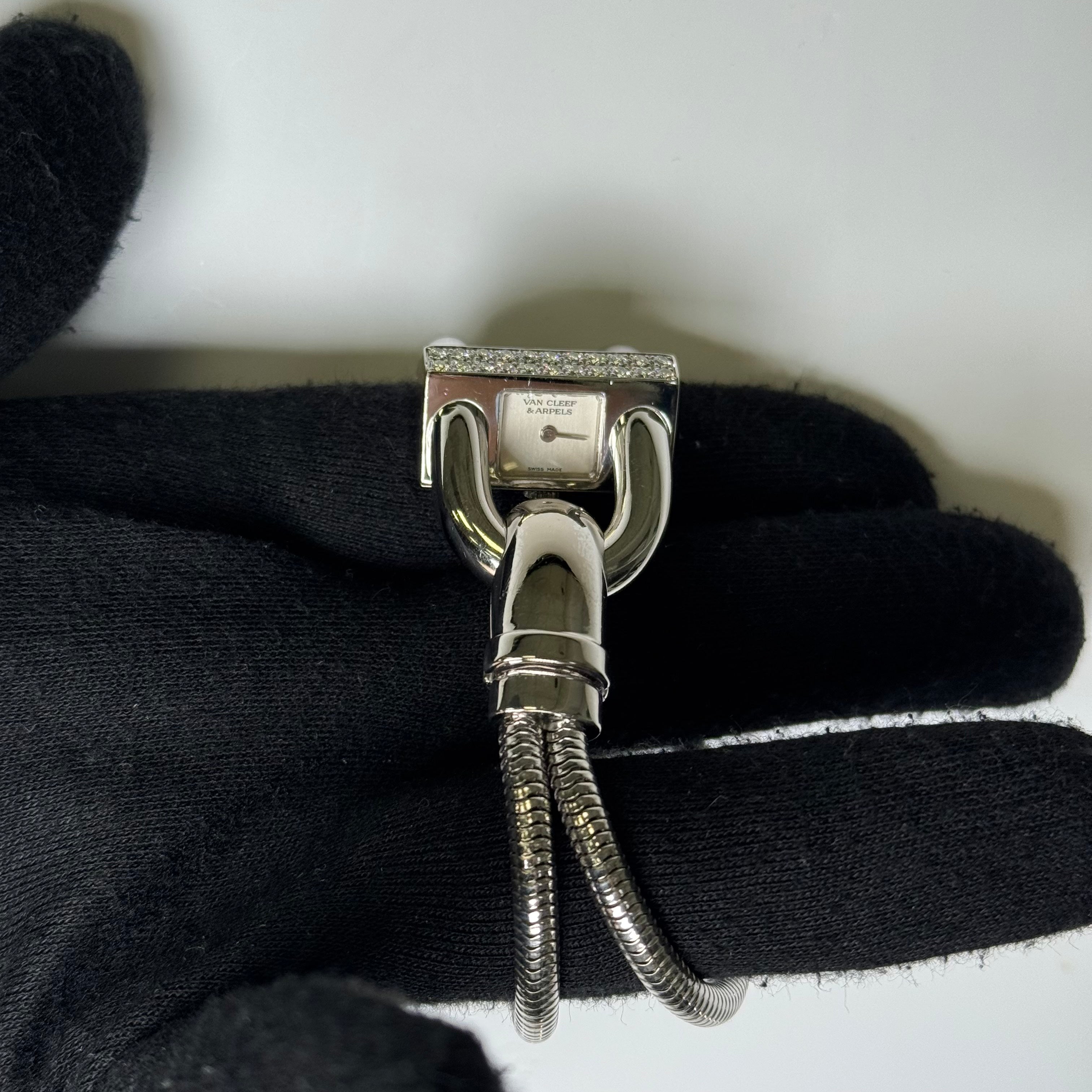 Van Cleef Cadenas 26x13mm White Dial Watch Ref# 331977 - Happy Jewelers Fine Jewelry Lifetime Warranty