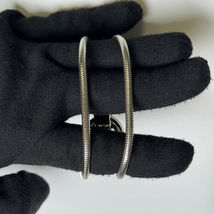 Van Cleef Cadenas 26x13mm White Dial Watch Ref# 331977 - Happy Jewelers Fine Jewelry Lifetime Warranty