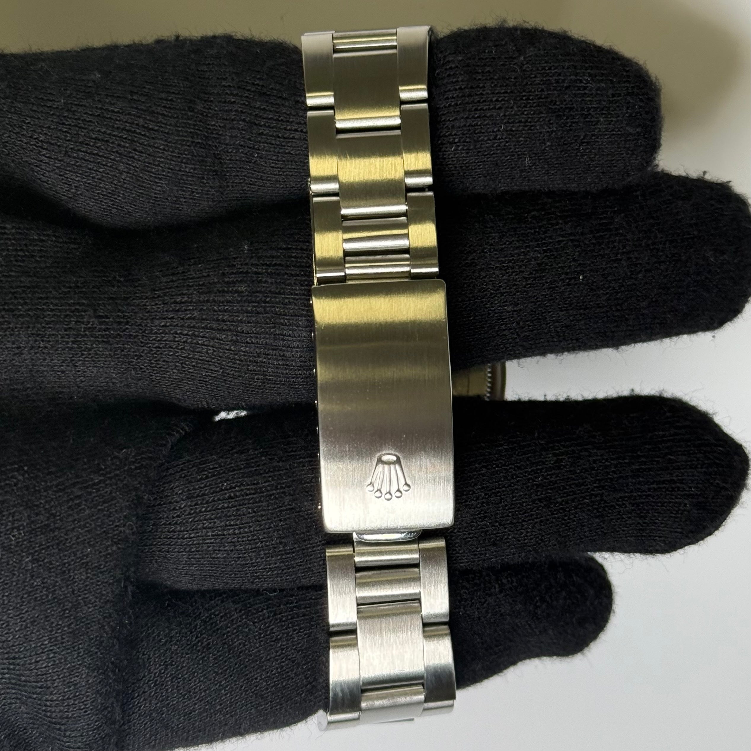 Rolex Perpetual Date 34mm MOP Dial Watch Ref# 1501 - Happy Jewelers Fine Jewelry Lifetime Warranty