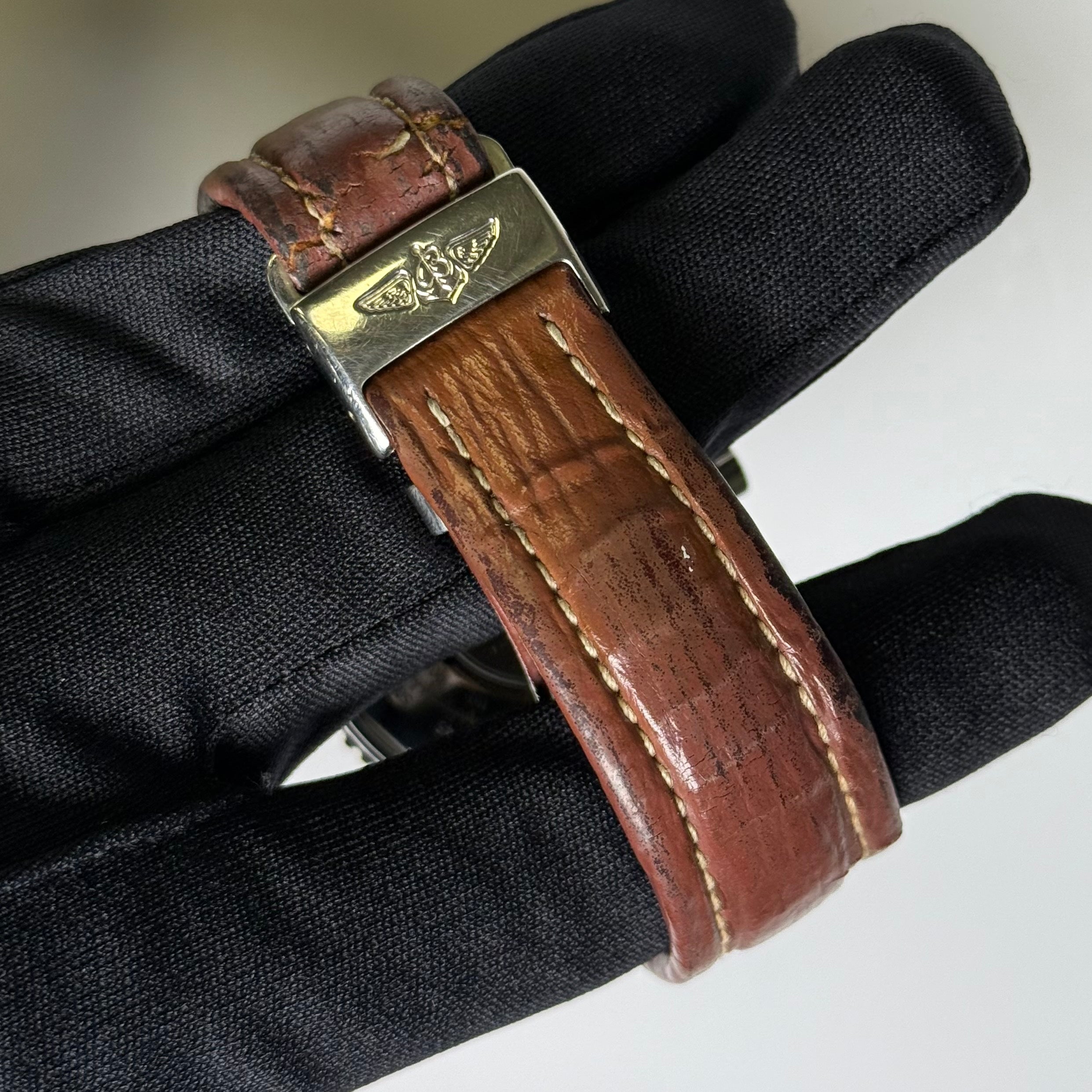 Breitling Navitimer 43mm Cream Dial Watch Ref# D13022 - Happy Jewelers Fine Jewelry Lifetime Warranty