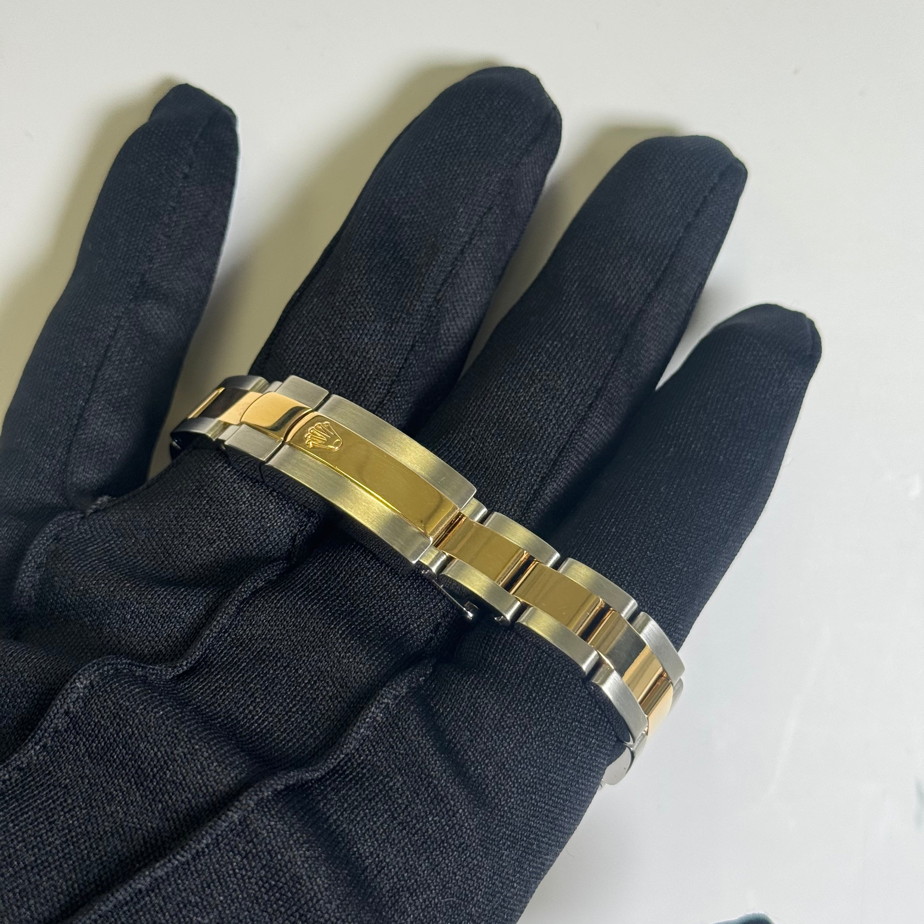 Rolex Datejust 26mm Champagne Dial Watch Ref# 179163 - Happy Jewelers Fine Jewelry Lifetime Warranty