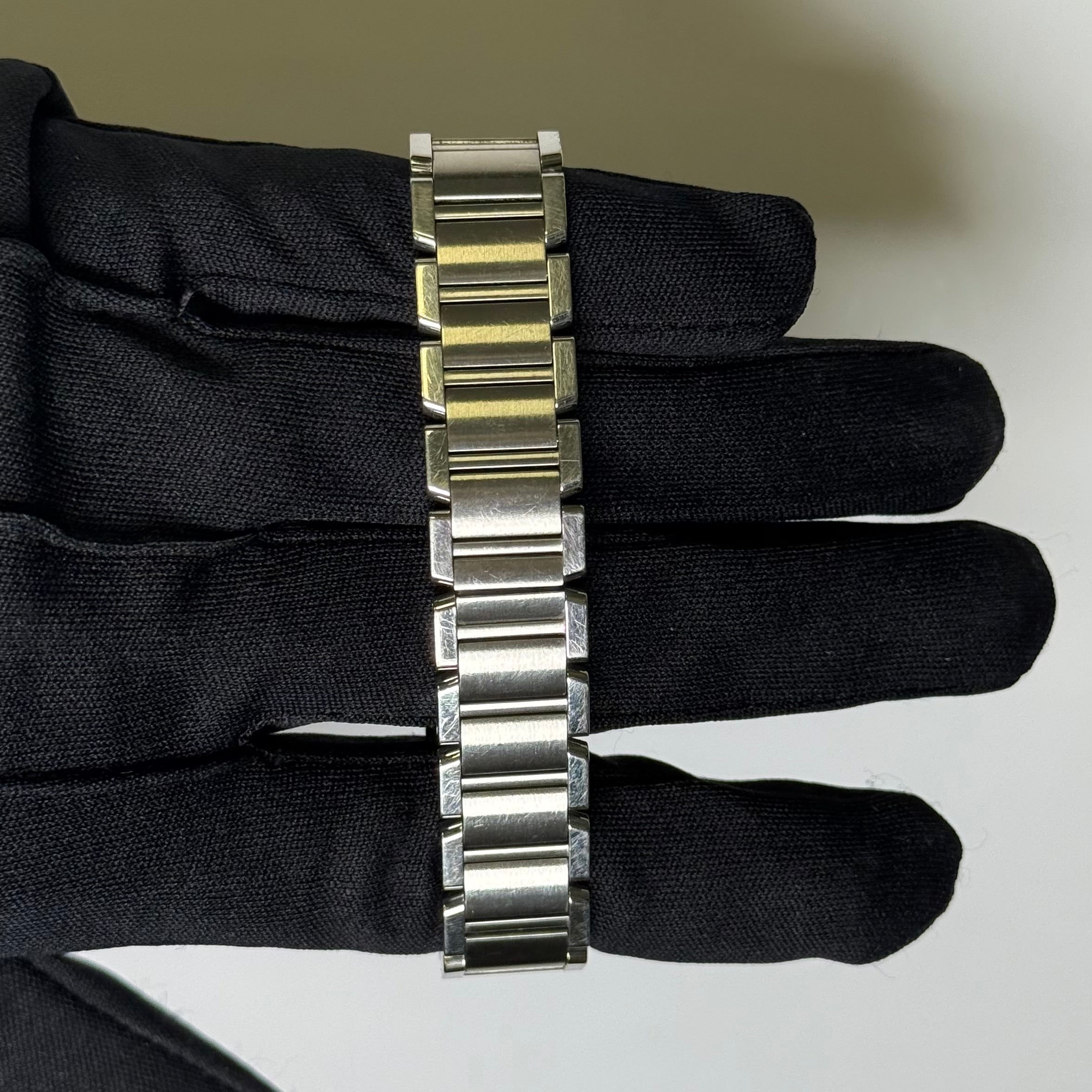 Cartier Tank Francaise 20x25mm Pink Mother of Pearl Dial Watch Reference #W51028Q3 - Happy Jewelers Fine Jewelry Lifetime Warranty