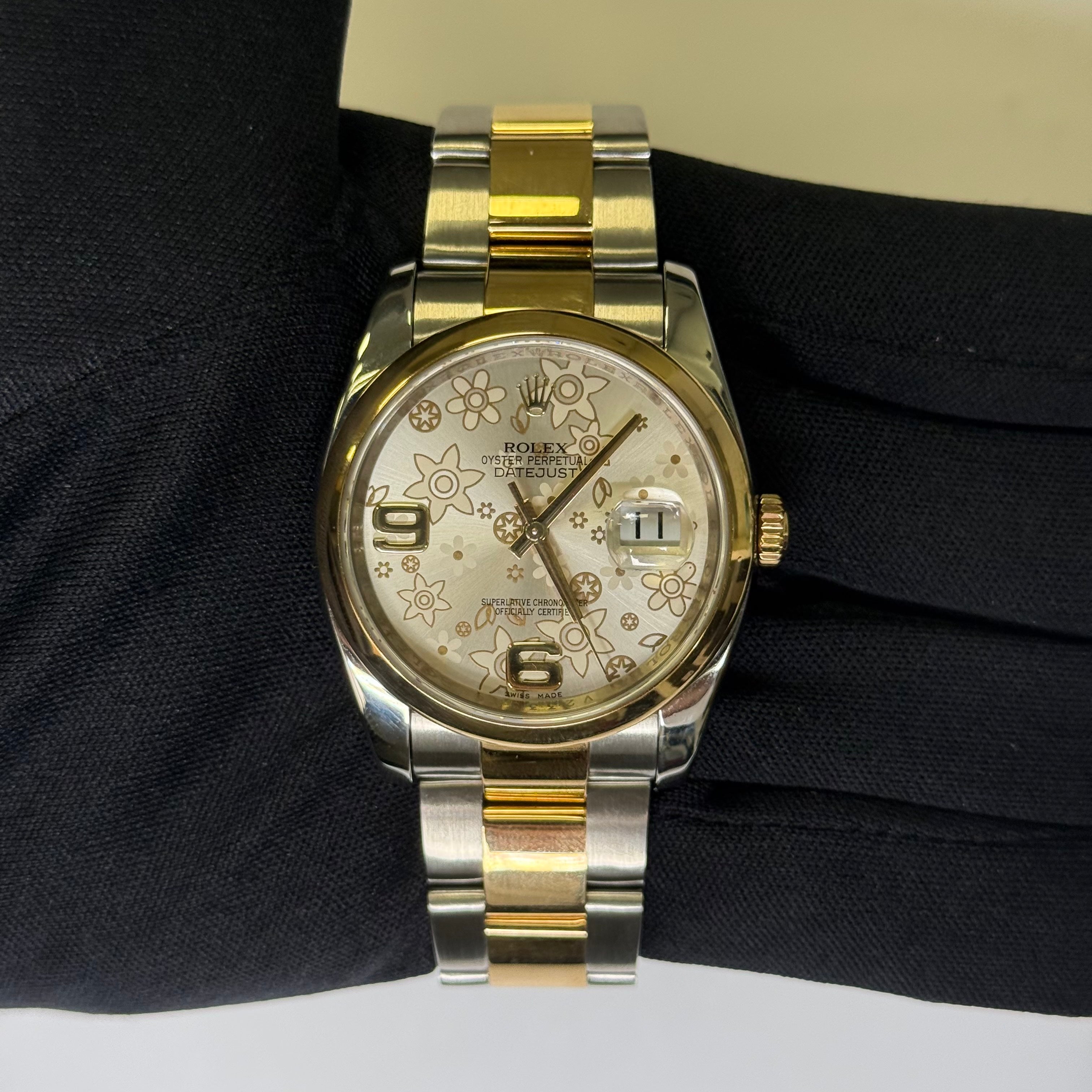 Rolex Datejust 36mm Silver Flower Dial Watch Ref# 116203